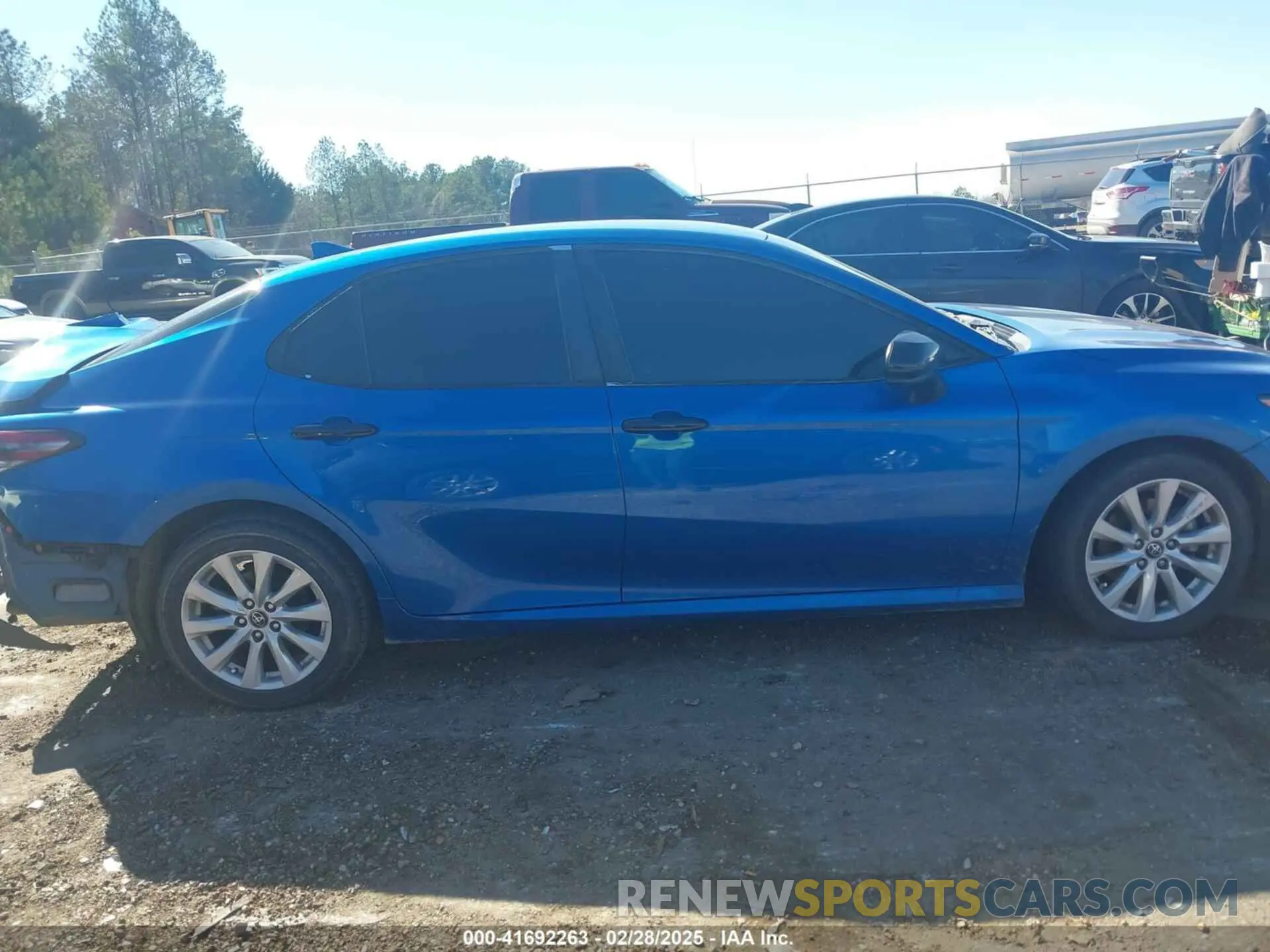 13 Photograph of a damaged car 4T1C11AKXLU335355 TOYOTA CAMRY 2020