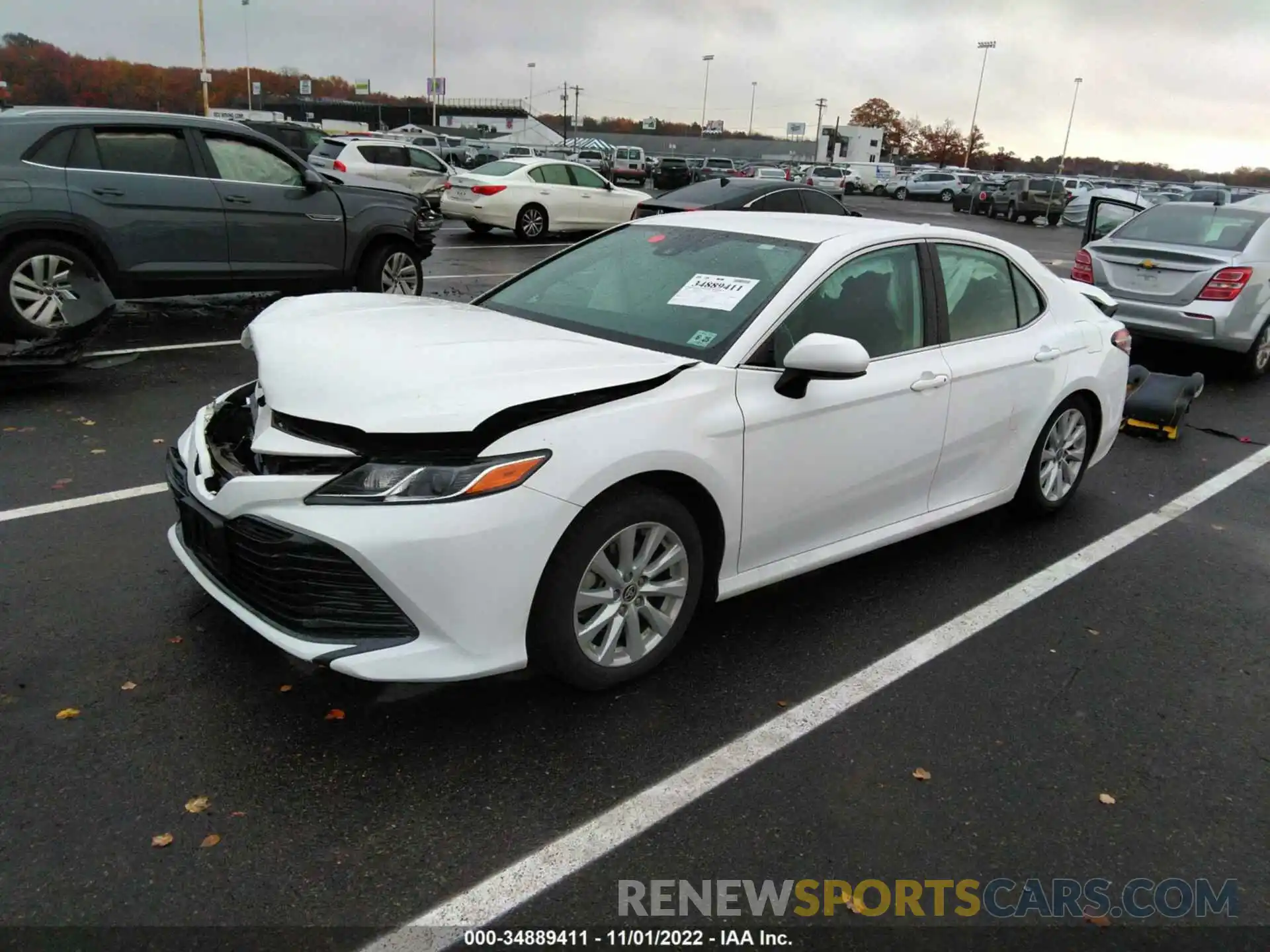 2 Photograph of a damaged car 4T1C11AKXLU358523 TOYOTA CAMRY 2020