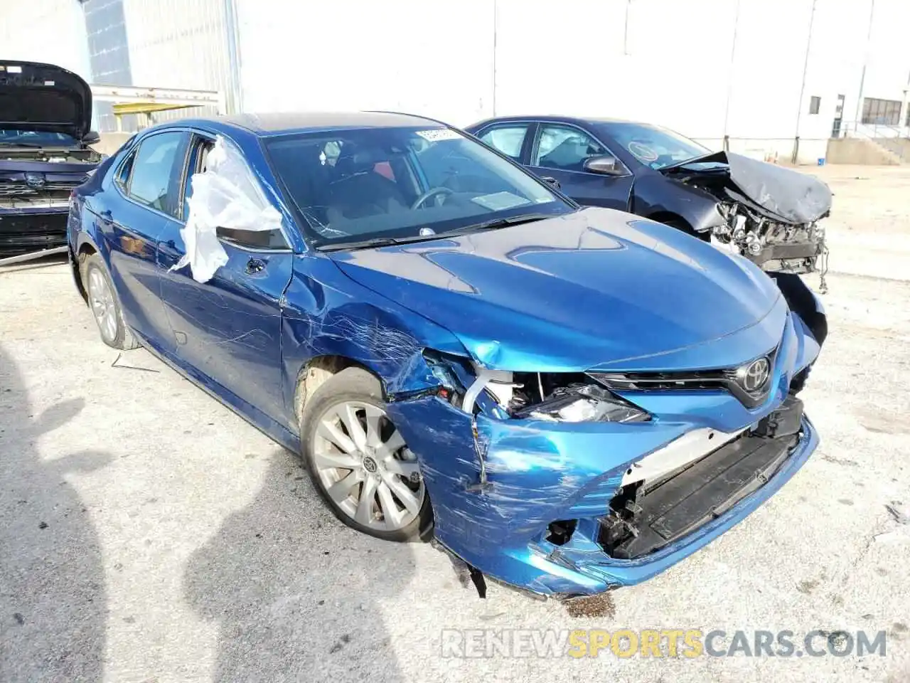 1 Photograph of a damaged car 4T1C11AKXLU372096 TOYOTA CAMRY 2020