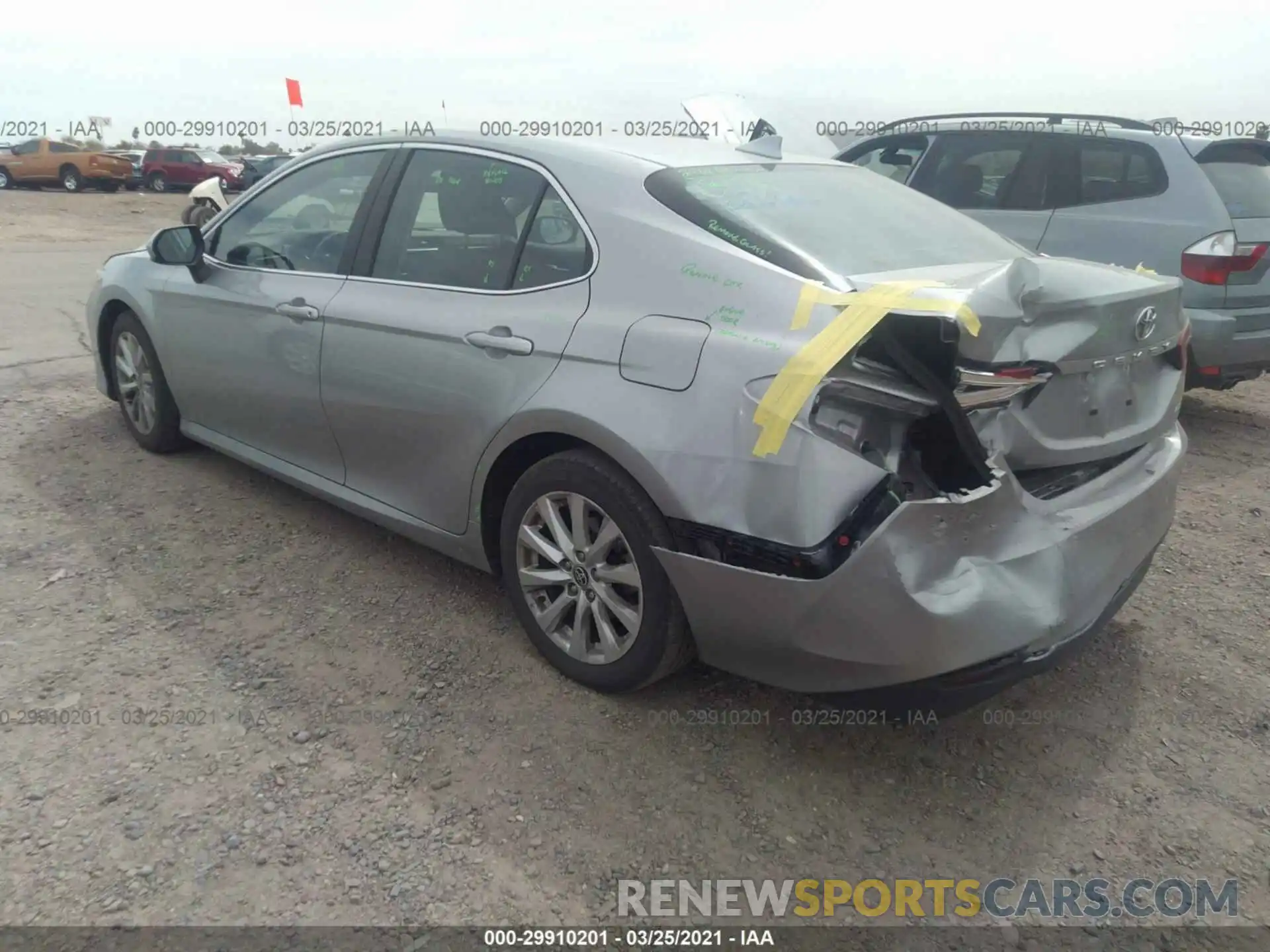 3 Photograph of a damaged car 4T1C11AKXLU389741 TOYOTA CAMRY 2020