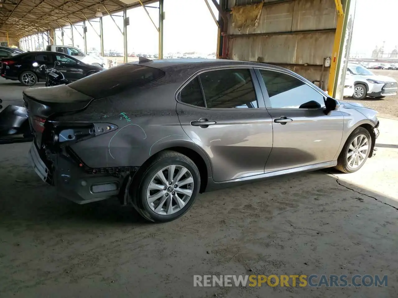 3 Photograph of a damaged car 4T1C11AKXLU394437 TOYOTA CAMRY 2020