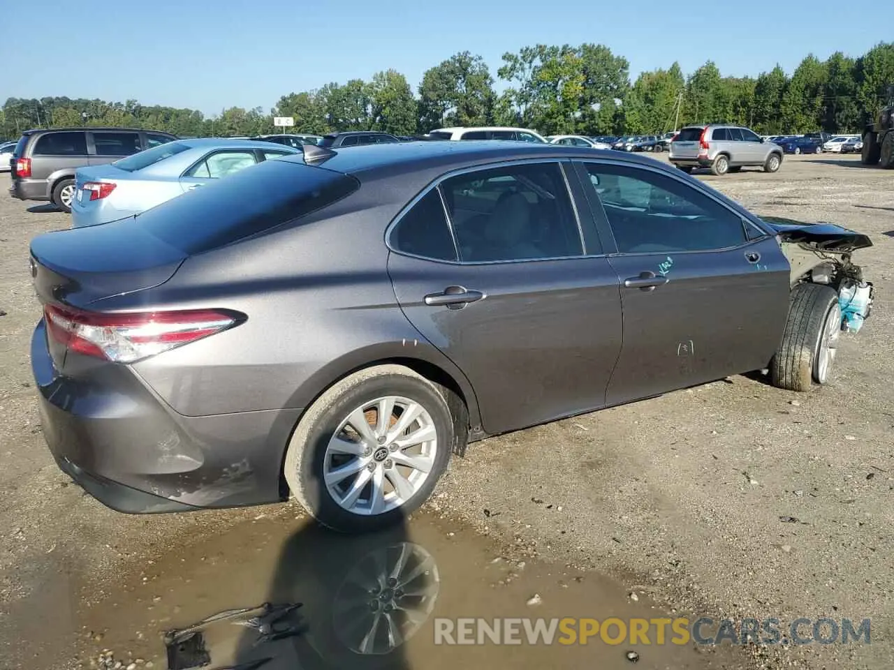 3 Photograph of a damaged car 4T1C11AKXLU510400 TOYOTA CAMRY 2020