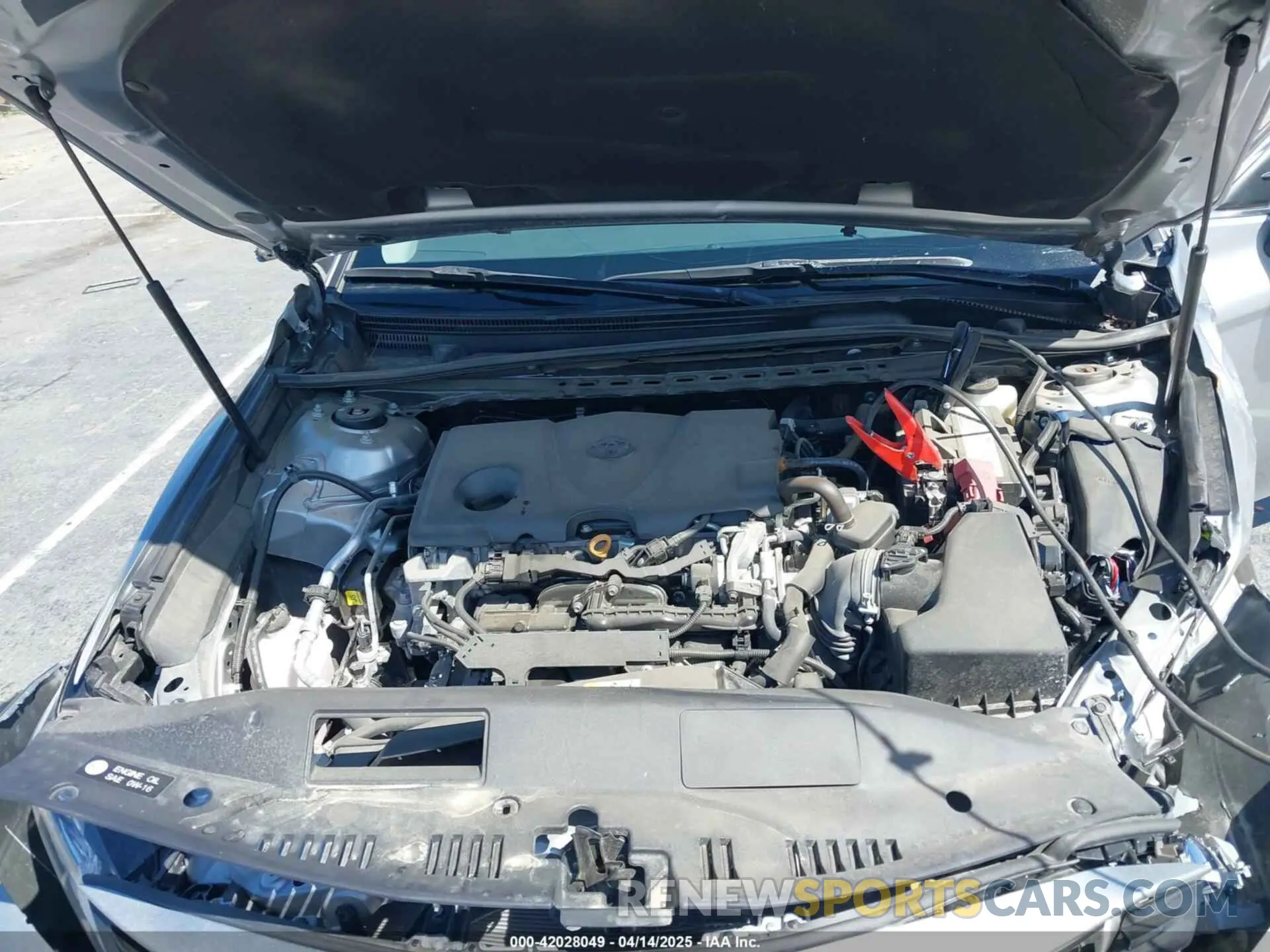 10 Photograph of a damaged car 4T1C11AKXLU863705 TOYOTA CAMRY 2020