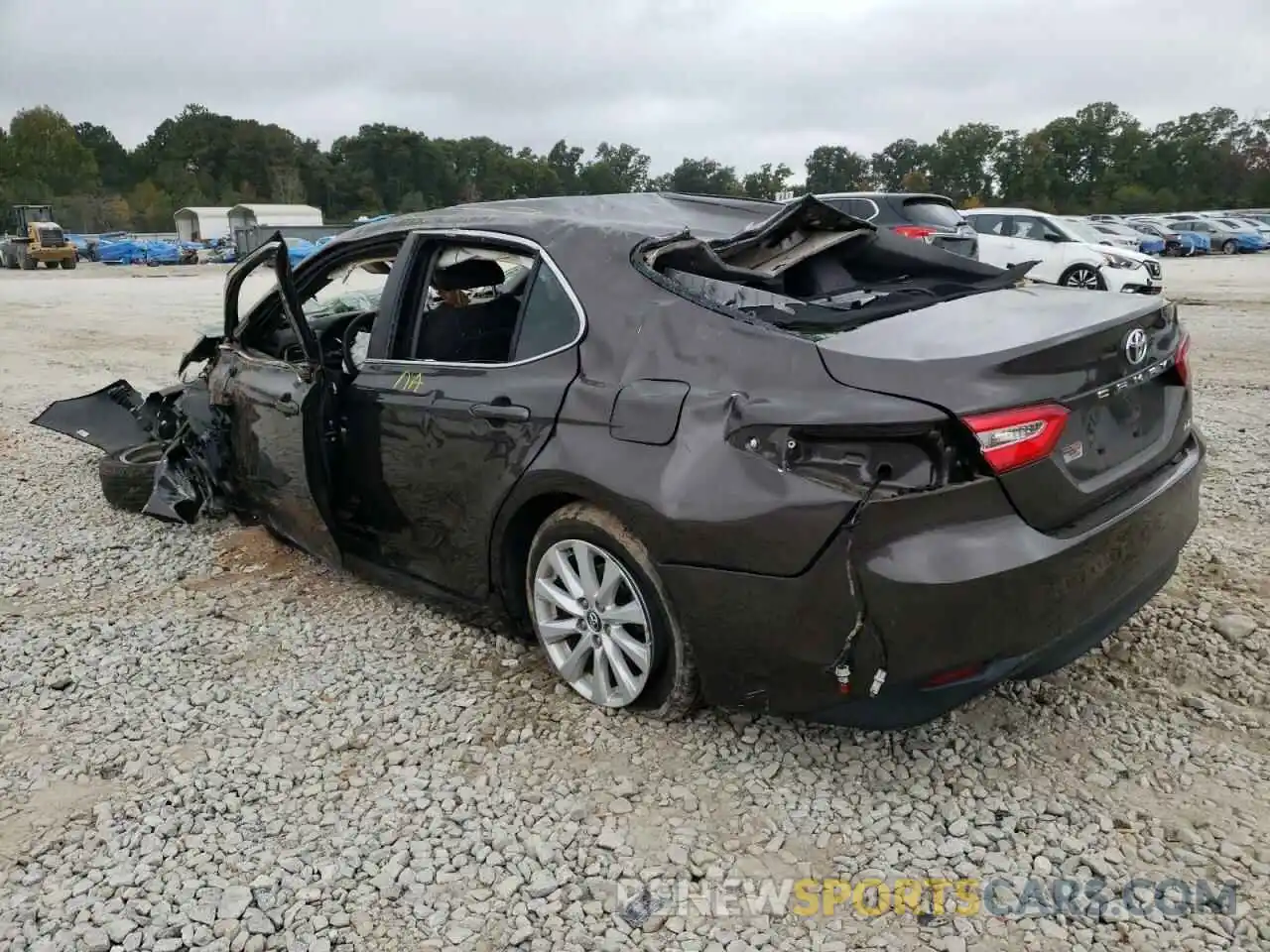 3 Photograph of a damaged car 4T1C11AKXLU867060 TOYOTA CAMRY 2020