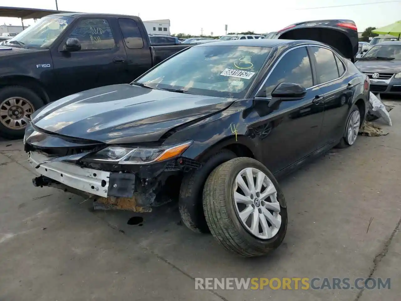 2 Photograph of a damaged car 4T1C11AKXLU874204 TOYOTA CAMRY 2020