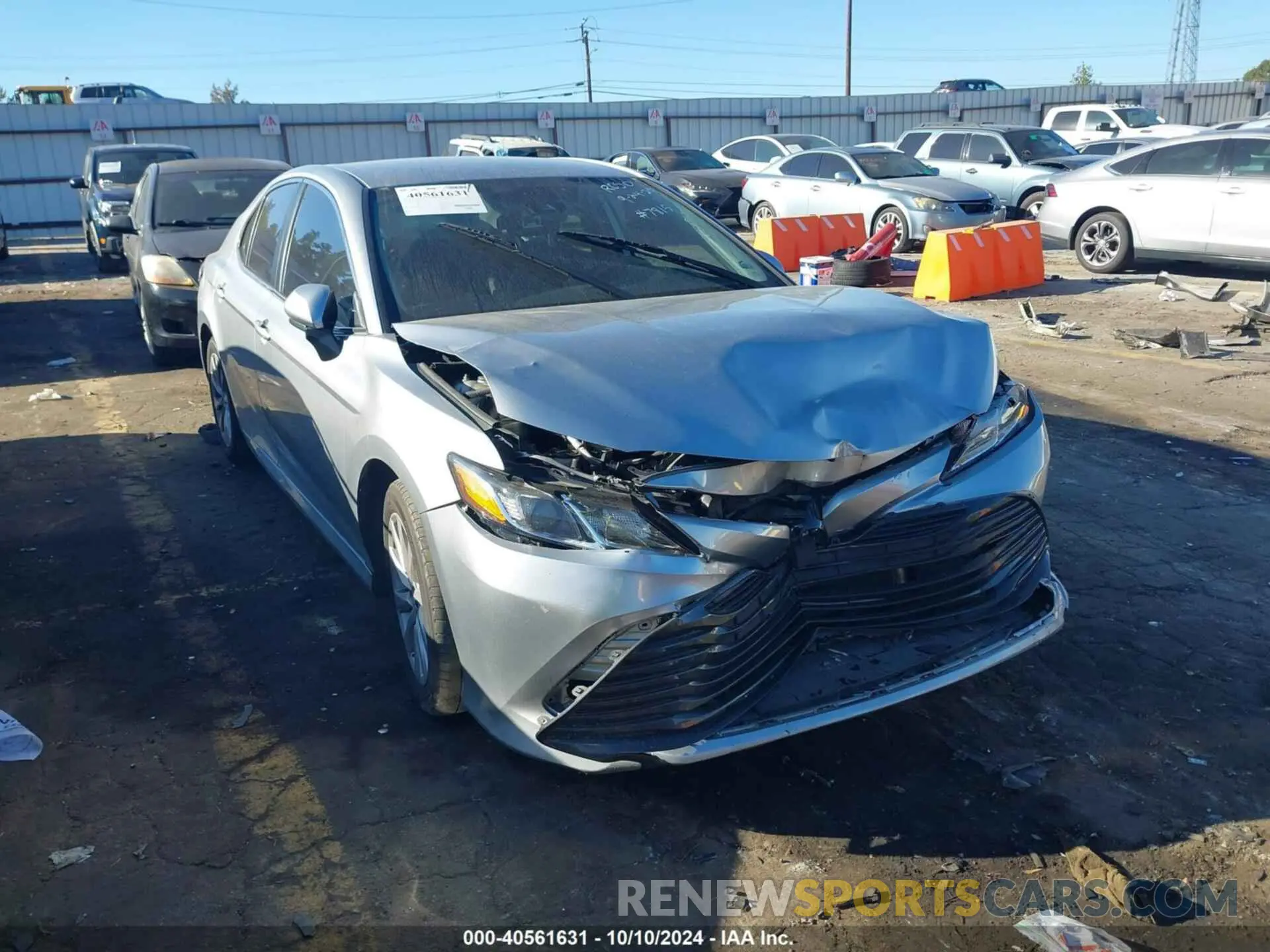 1 Photograph of a damaged car 4T1C11AKXLU877815 TOYOTA CAMRY 2020
