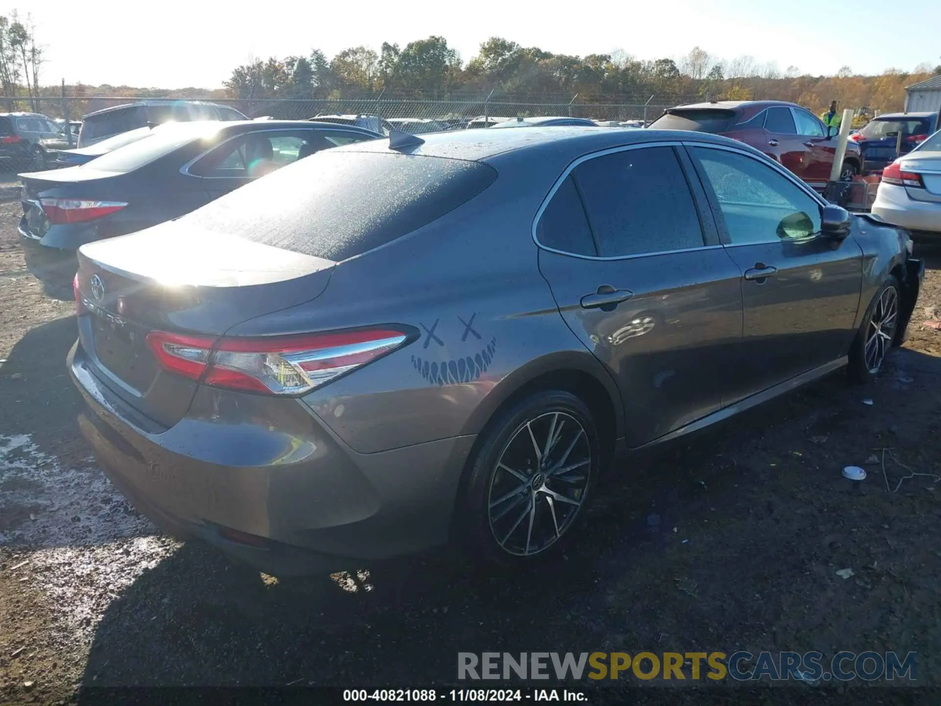 4 Photograph of a damaged car 4T1C11AKXLU884764 TOYOTA CAMRY 2020
