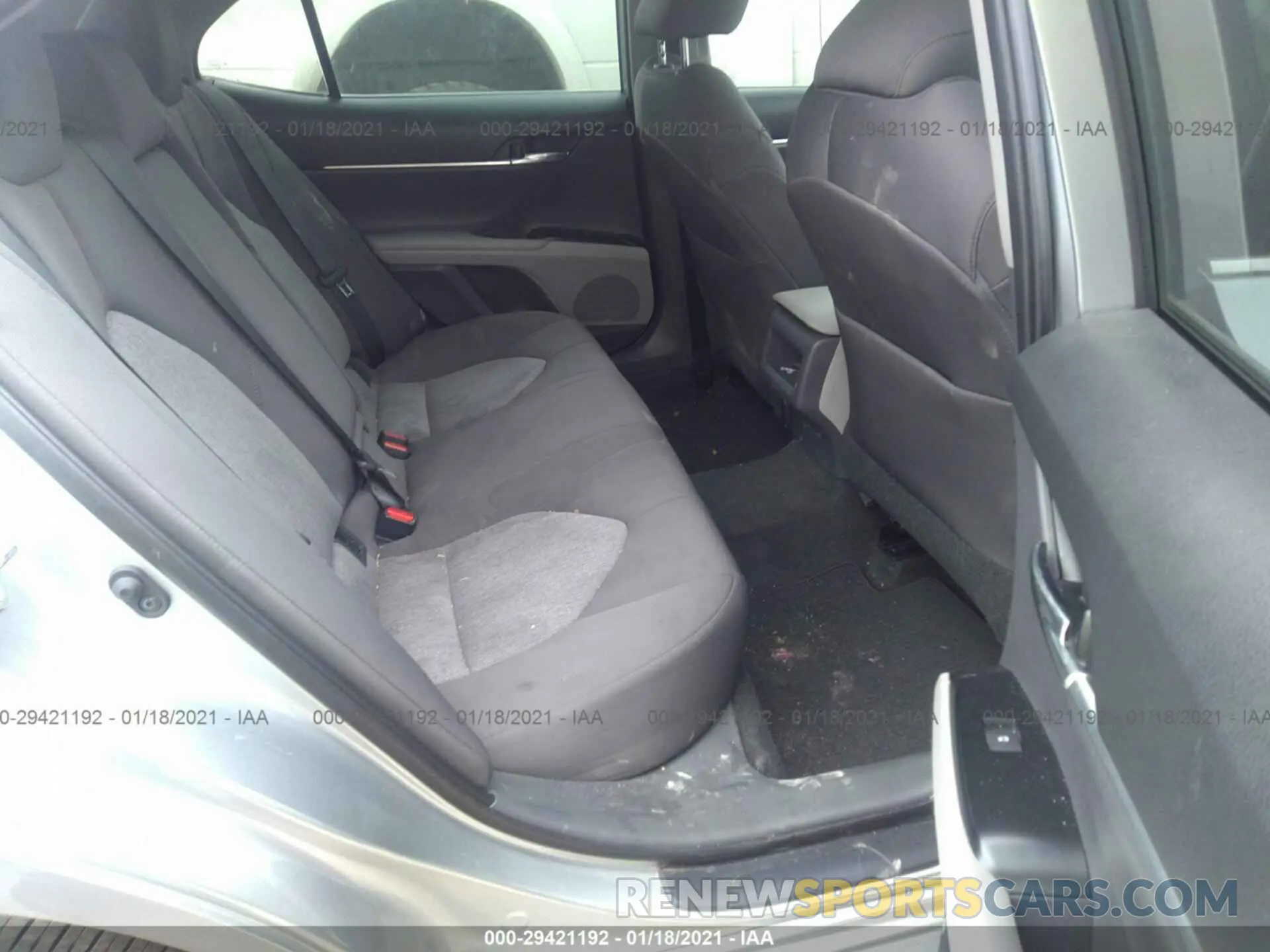 8 Photograph of a damaged car 4T1C11AKXLU902664 TOYOTA CAMRY 2020