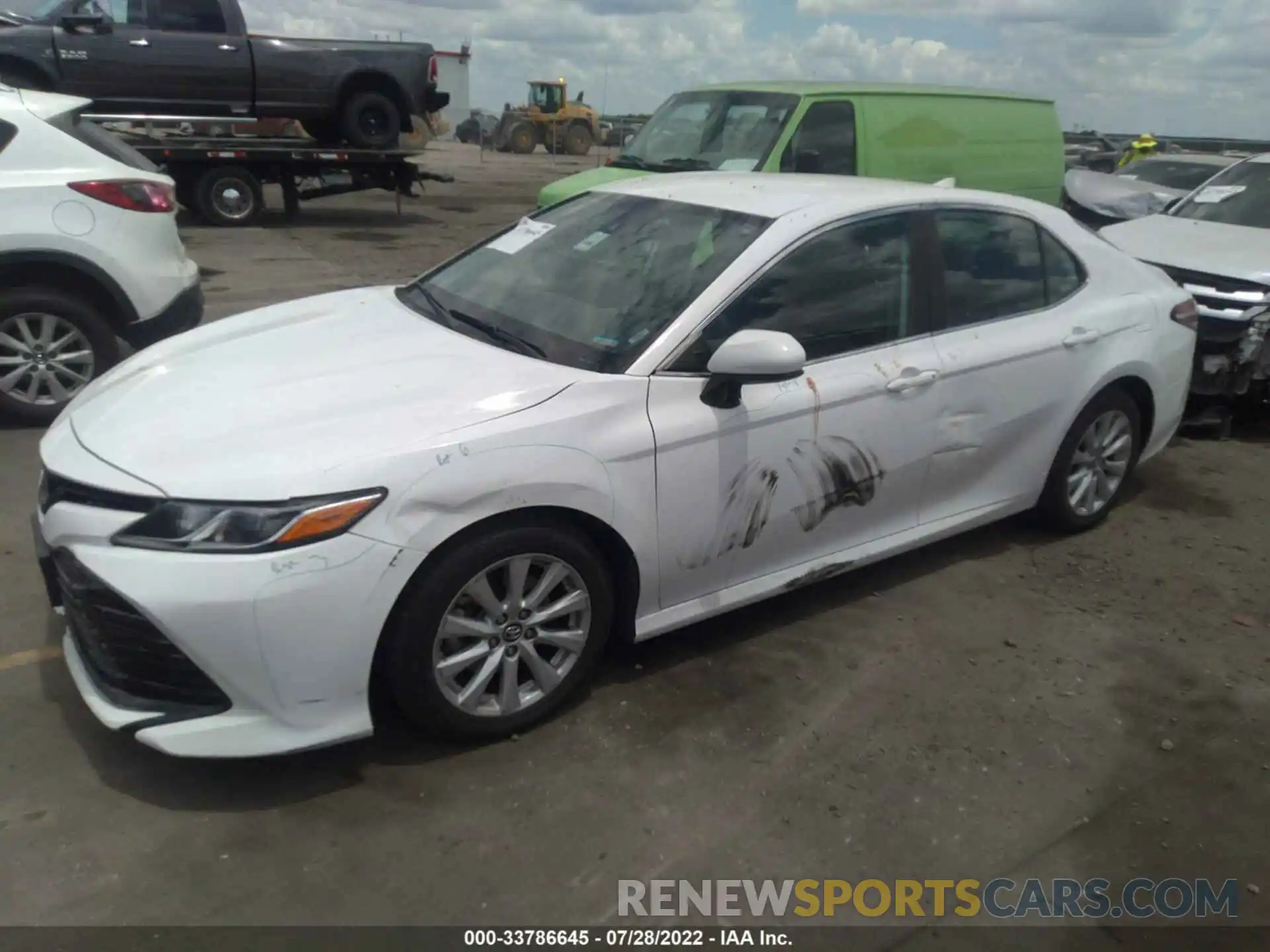 2 Photograph of a damaged car 4T1C11AKXLU918329 TOYOTA CAMRY 2020