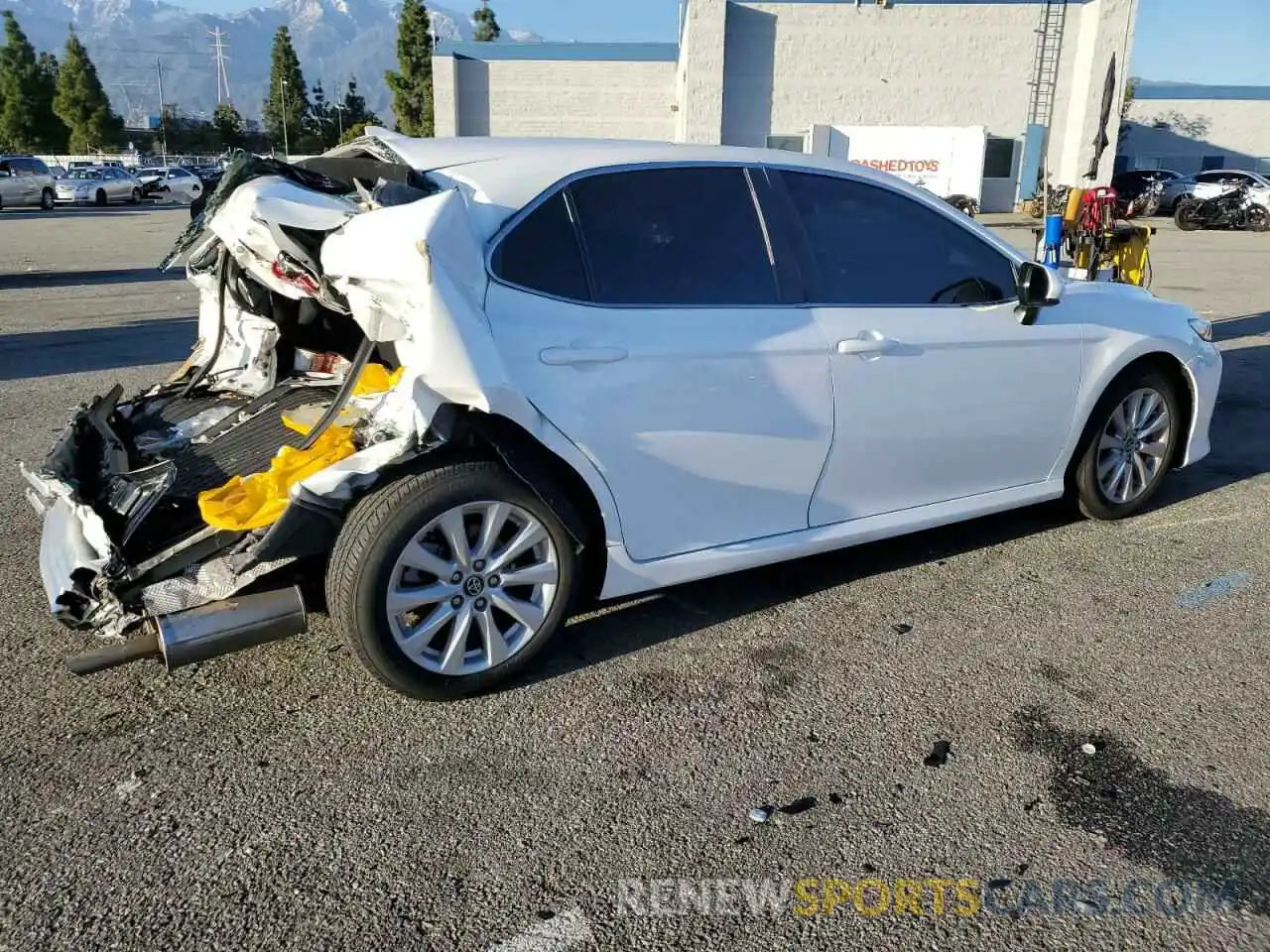 3 Photograph of a damaged car 4T1C11AKXLU922137 TOYOTA CAMRY 2020