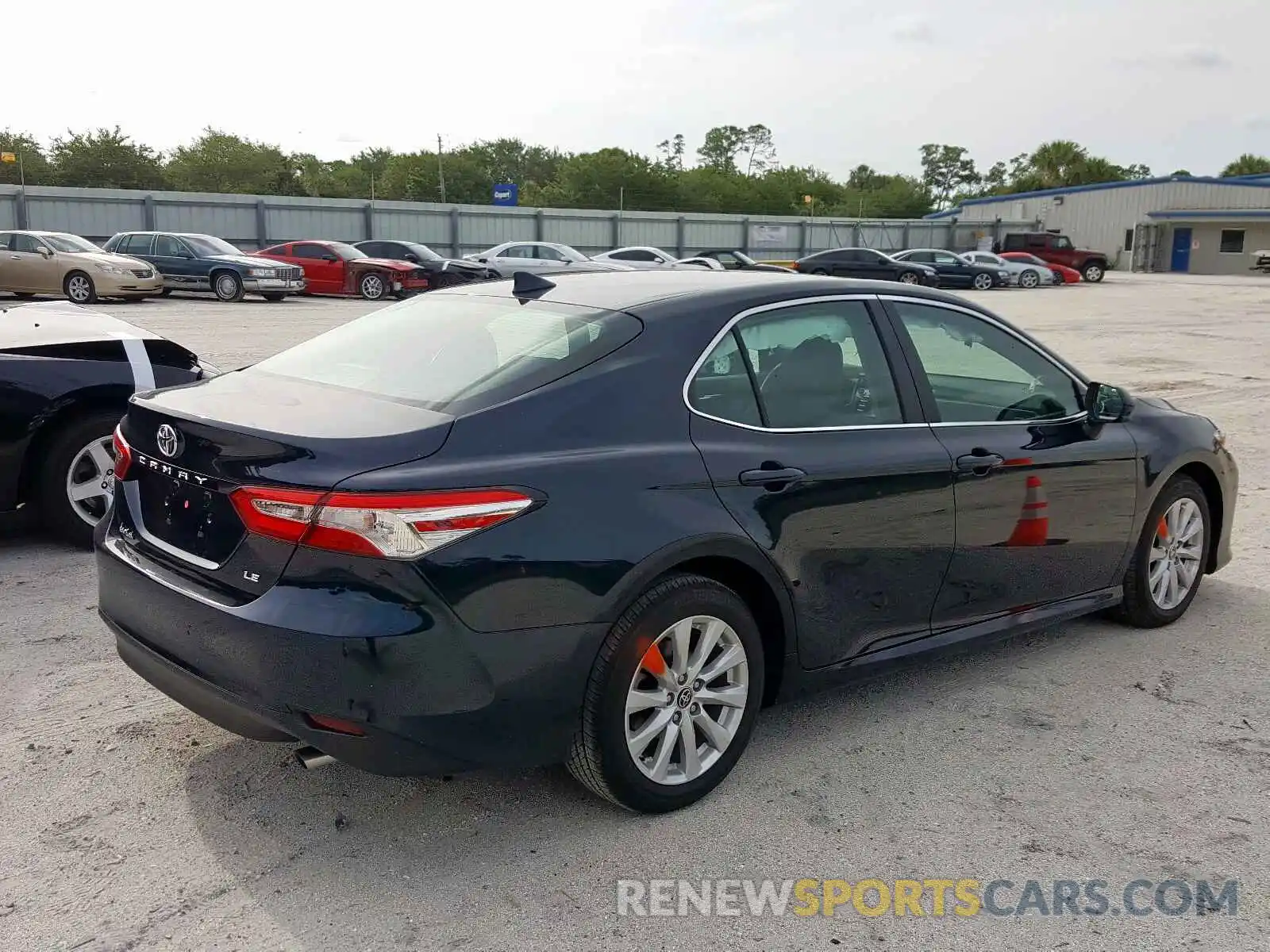 4 Photograph of a damaged car 4T1C11AKXLU948544 TOYOTA CAMRY 2020