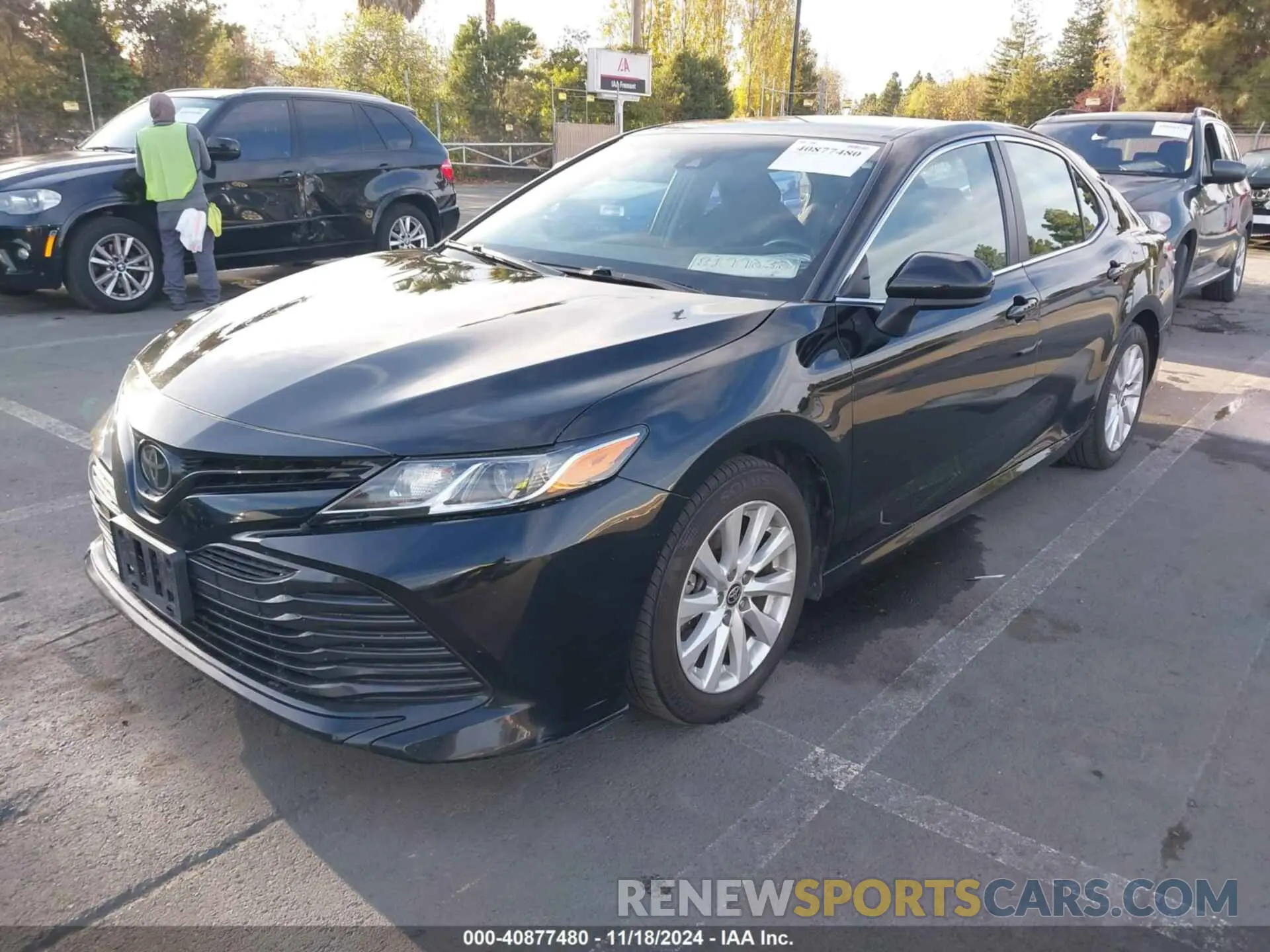 2 Photograph of a damaged car 4T1C11AKXLU960175 TOYOTA CAMRY 2020