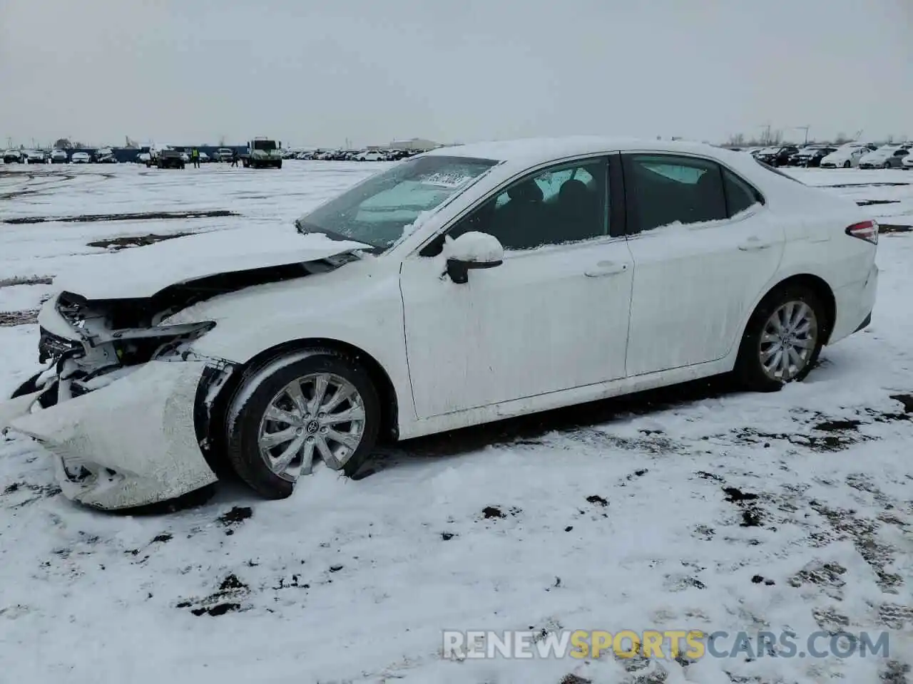 1 Photograph of a damaged car 4T1C11AKXLU960418 TOYOTA CAMRY 2020