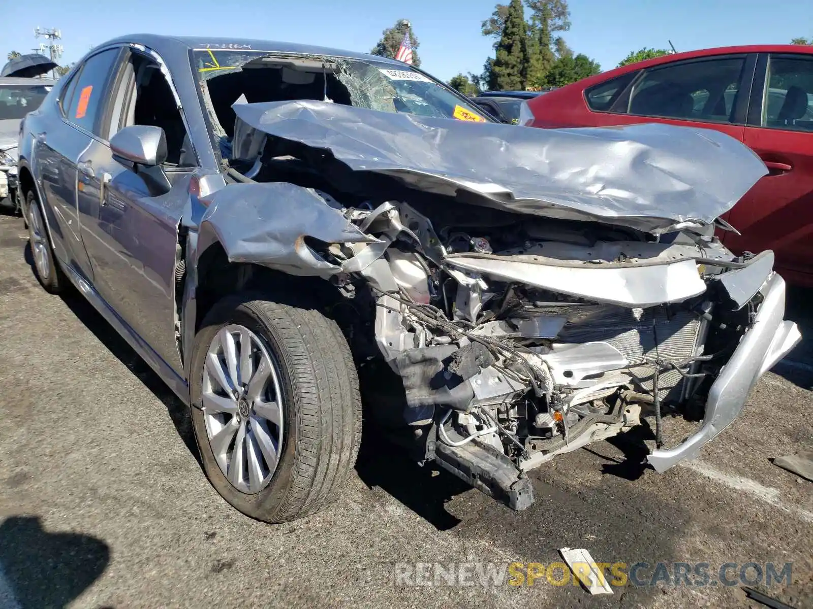 1 Photograph of a damaged car 4T1C11AKXLU962704 TOYOTA CAMRY 2020