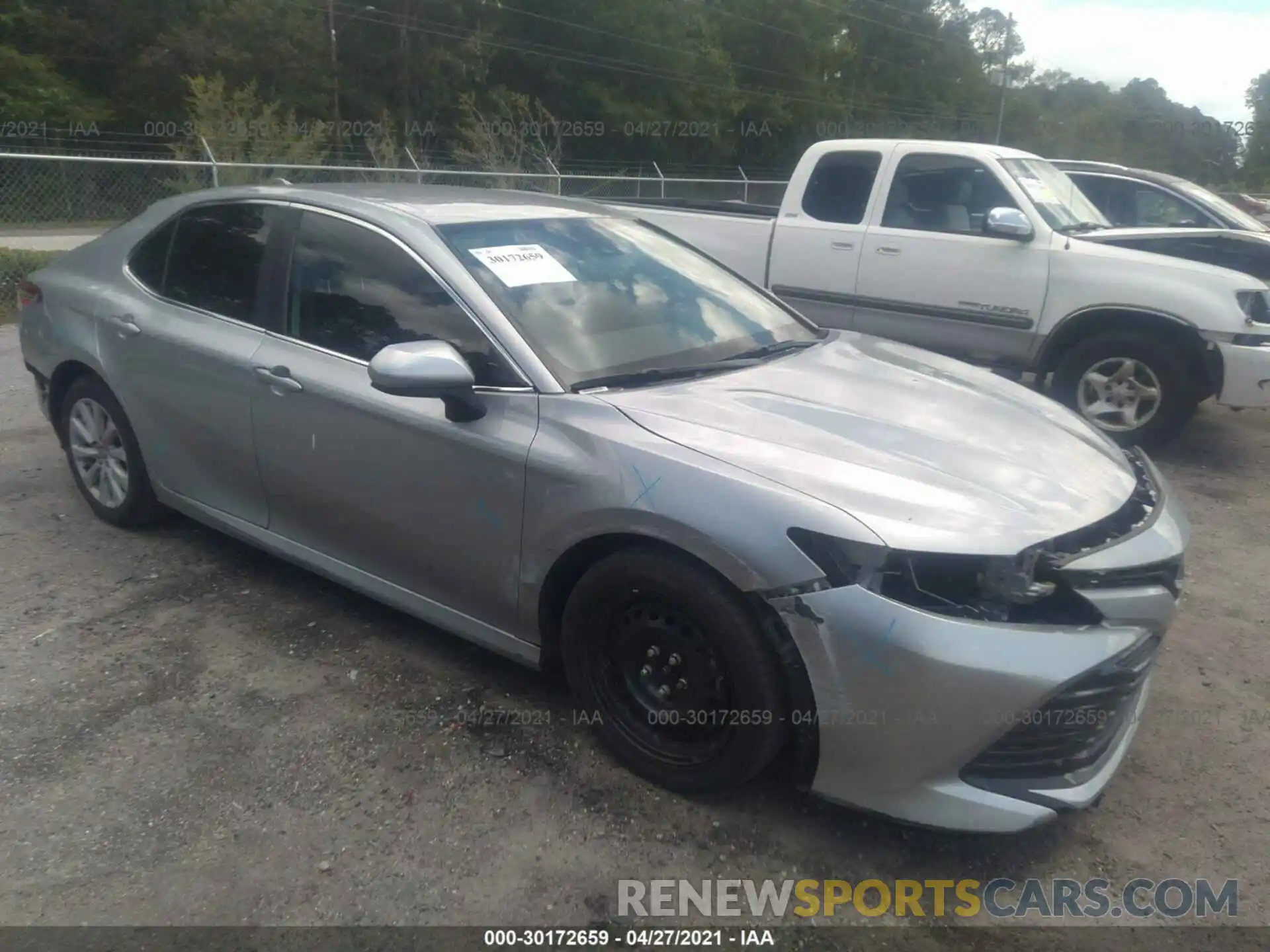 1 Photograph of a damaged car 4T1C11AKXLU966915 TOYOTA CAMRY 2020