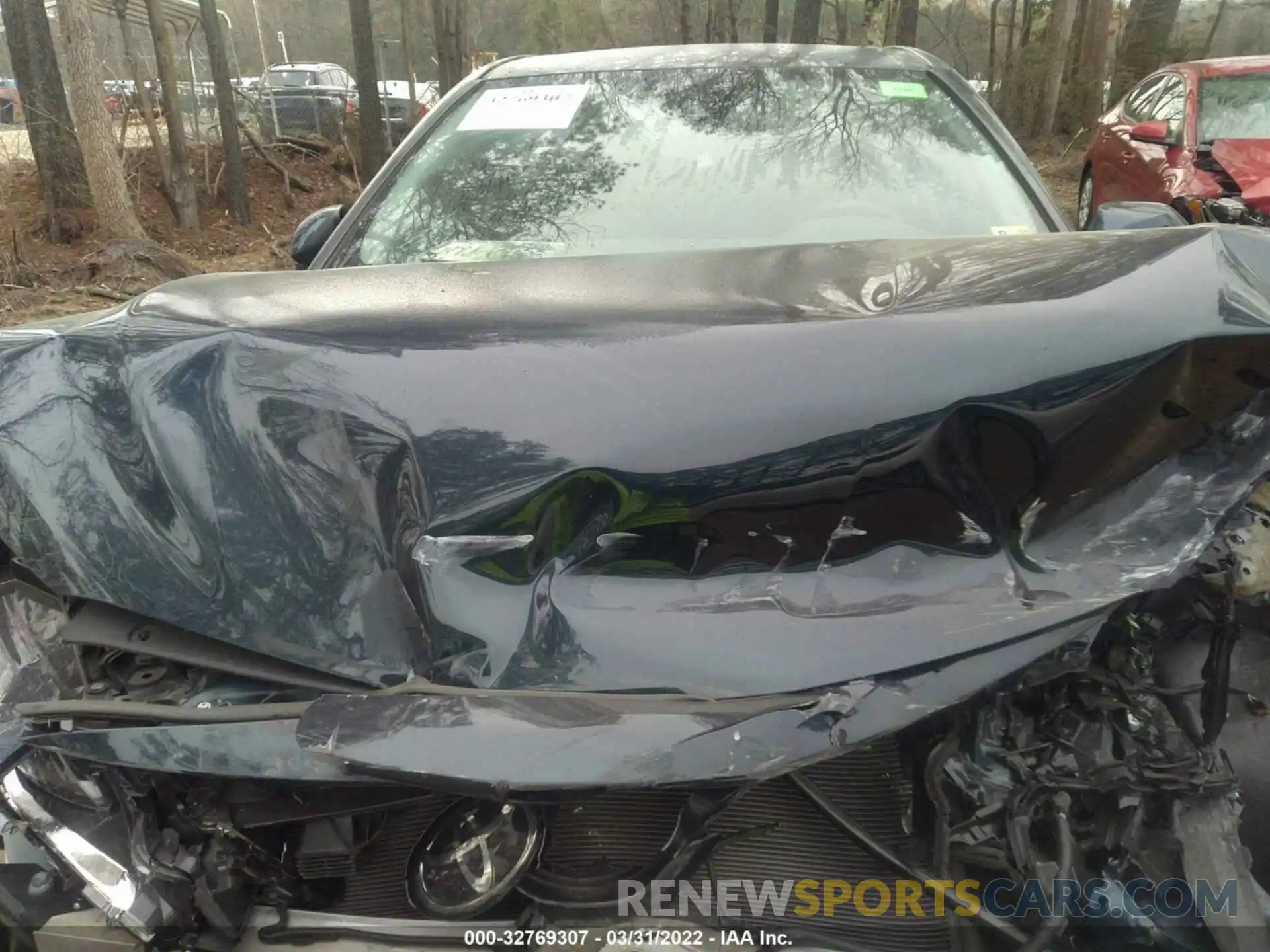 10 Photograph of a damaged car 4T1C11AKXLU971063 TOYOTA CAMRY 2020