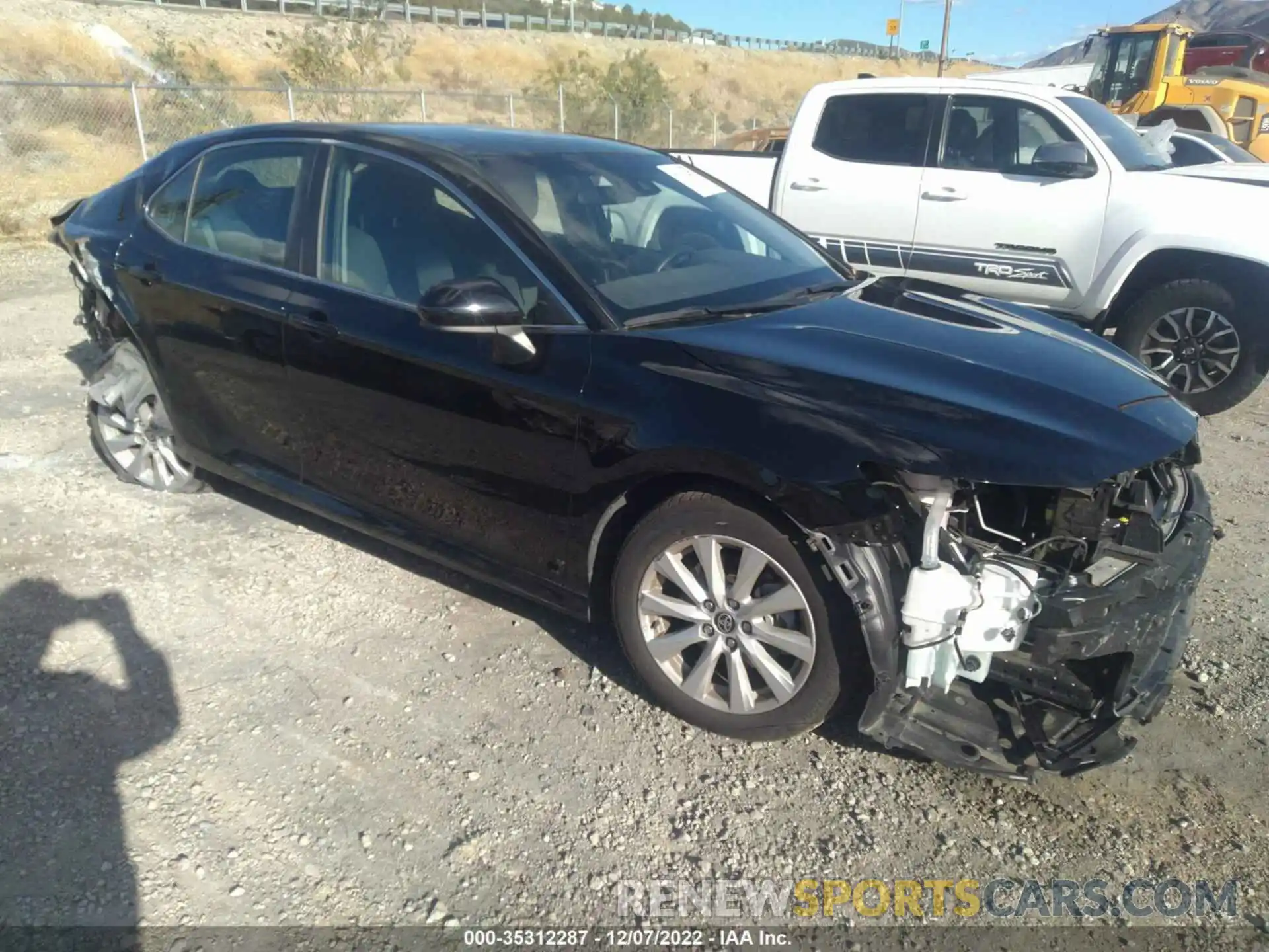 1 Photograph of a damaged car 4T1C11AKXLU971466 TOYOTA CAMRY 2020