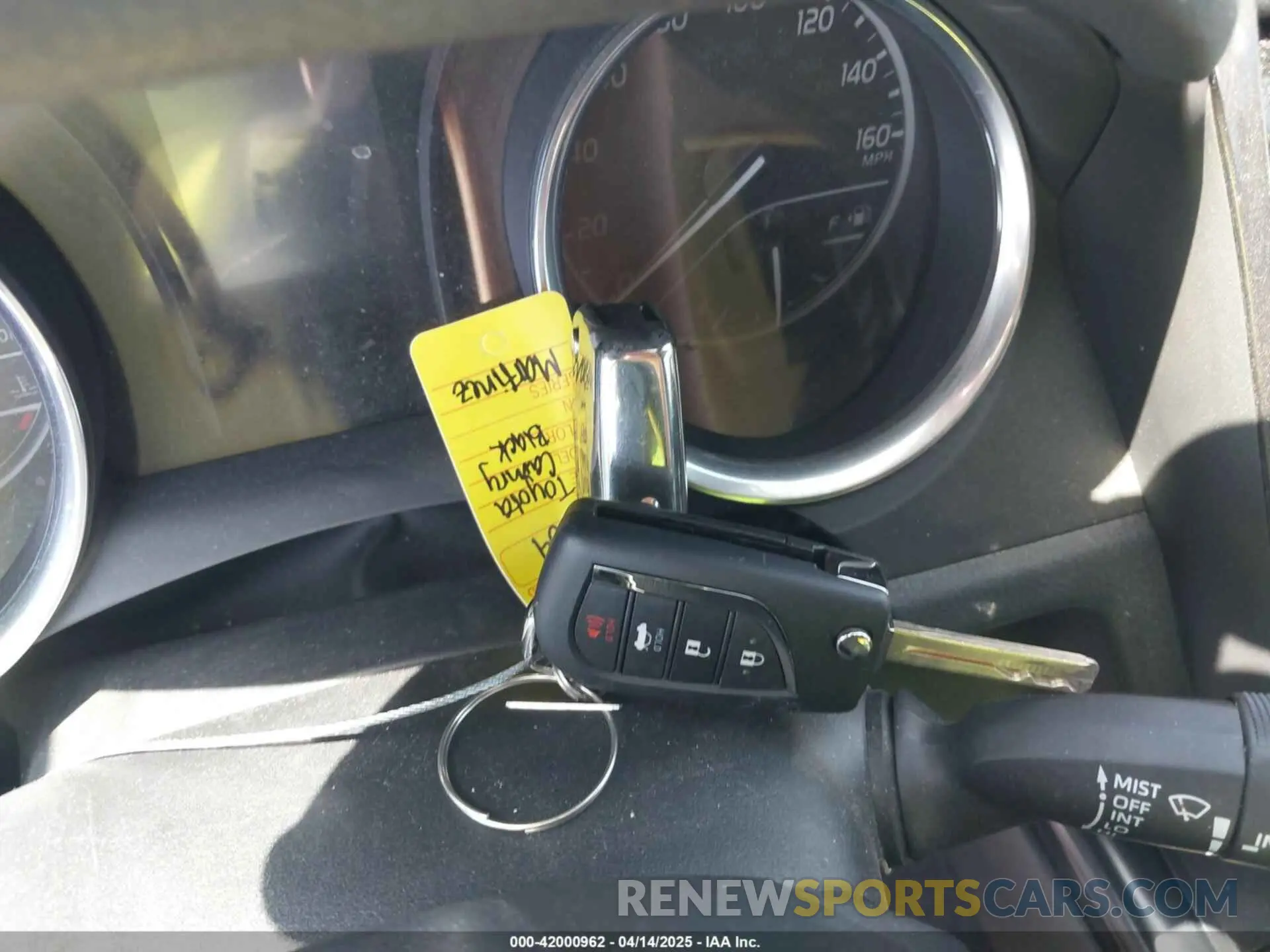 11 Photograph of a damaged car 4T1C11AKXLU984010 TOYOTA CAMRY 2020