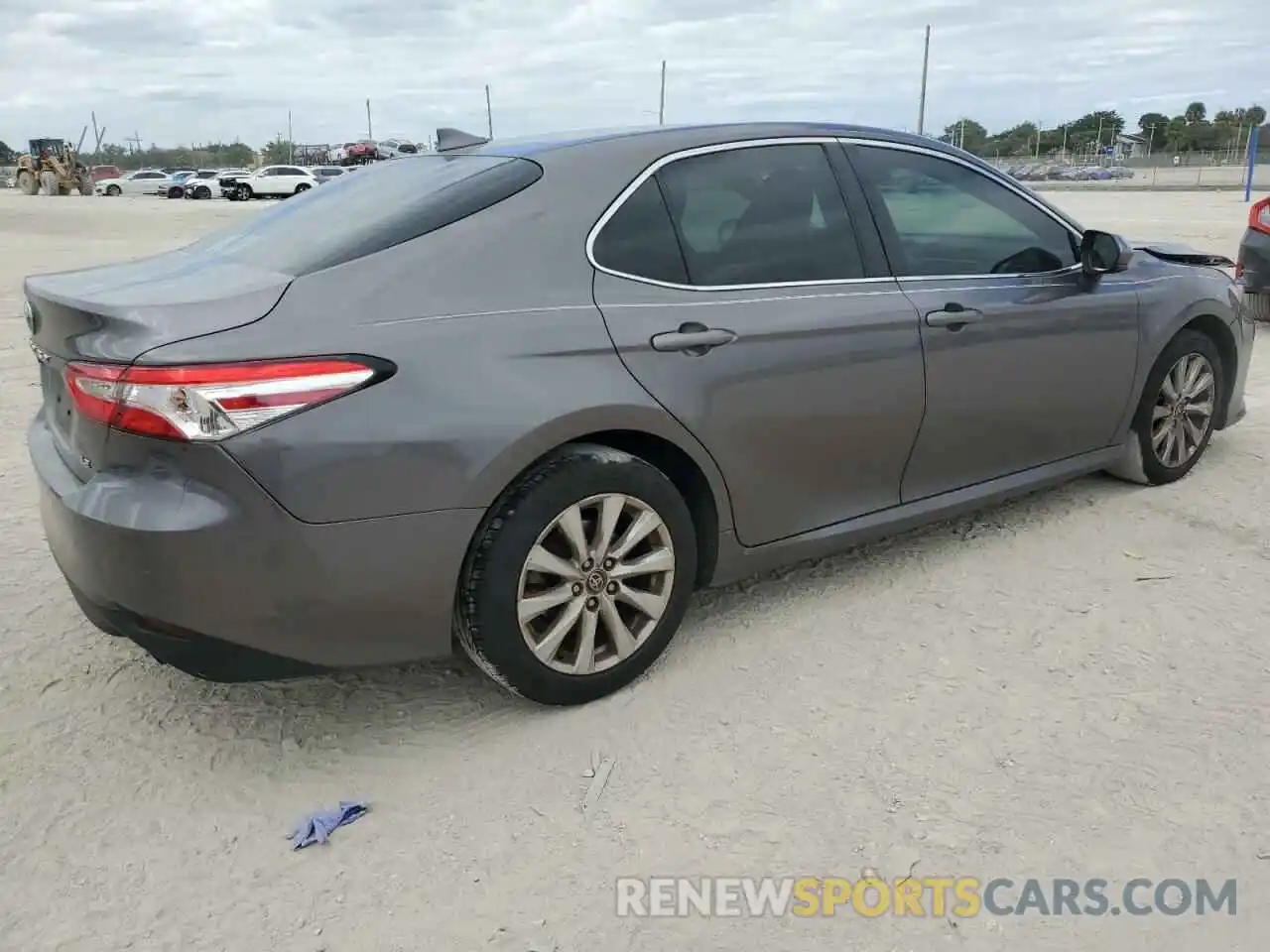 3 Photograph of a damaged car 4T1C11AKXLU995122 TOYOTA CAMRY 2020