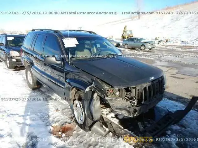 2 Photograph of a damaged car 4T1C11AKXLU995847 TOYOTA CAMRY 2020