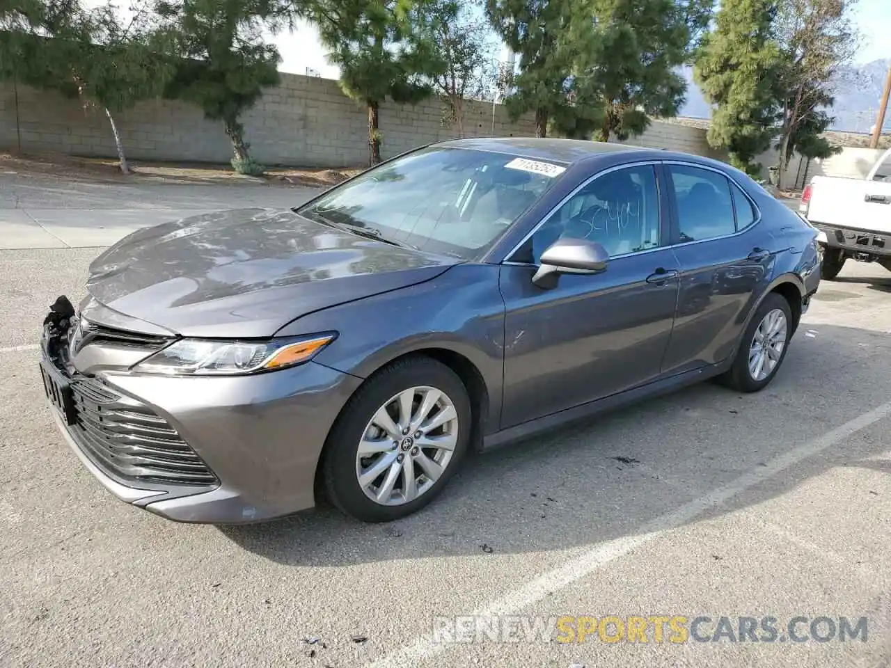 1 Photograph of a damaged car 4T1C11AKXLU995895 TOYOTA CAMRY 2020