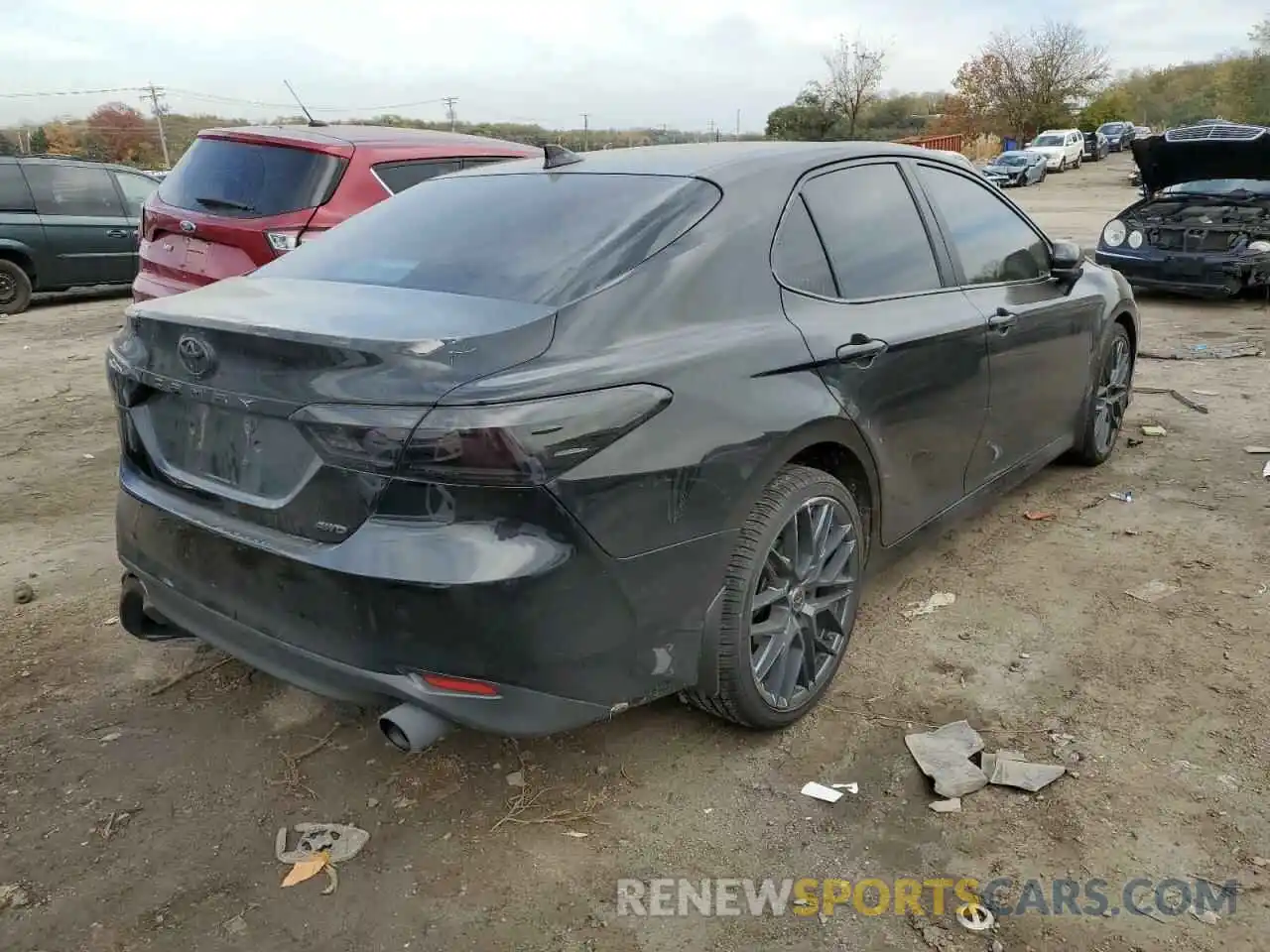 4 Photograph of a damaged car 4T1C11BK0LU019090 TOYOTA CAMRY 2020