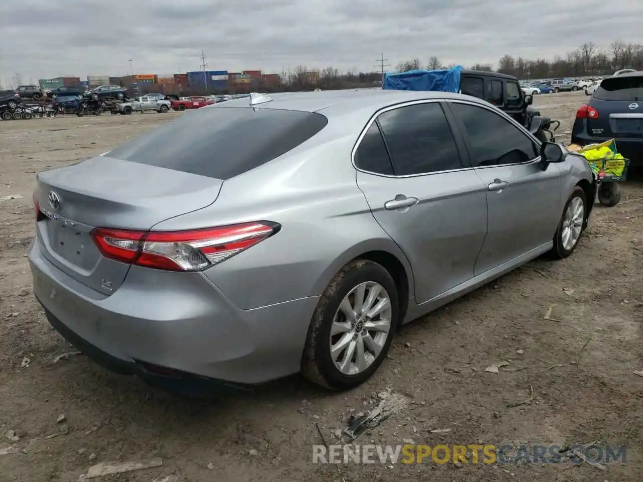 4 Photograph of a damaged car 4T1C11BK1LU012391 TOYOTA CAMRY 2020