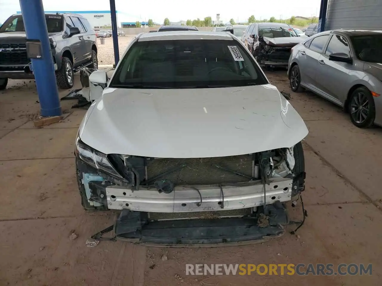 5 Photograph of a damaged car 4T1C11BK2LU005899 TOYOTA CAMRY 2020