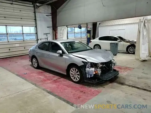 14 Photograph of a damaged car 4T1C11BK3LU004275 TOYOTA CAMRY 2020