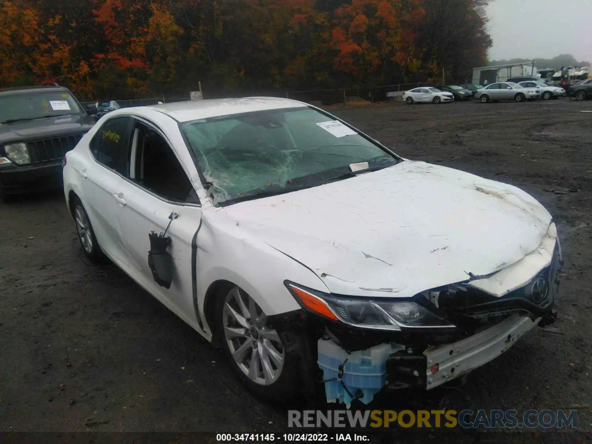 6 Photograph of a damaged car 4T1C11BK3LU012716 TOYOTA CAMRY 2020