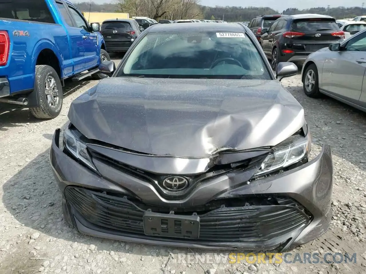 5 Photograph of a damaged car 4T1C11BK3LU013834 TOYOTA CAMRY 2020
