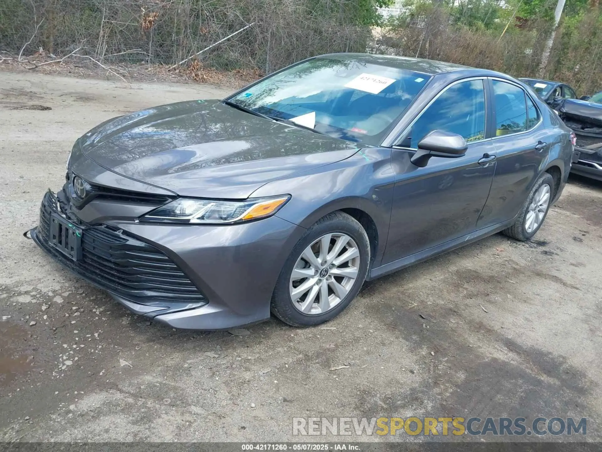 2 Photograph of a damaged car 4T1C11BK4LU006259 TOYOTA CAMRY 2020