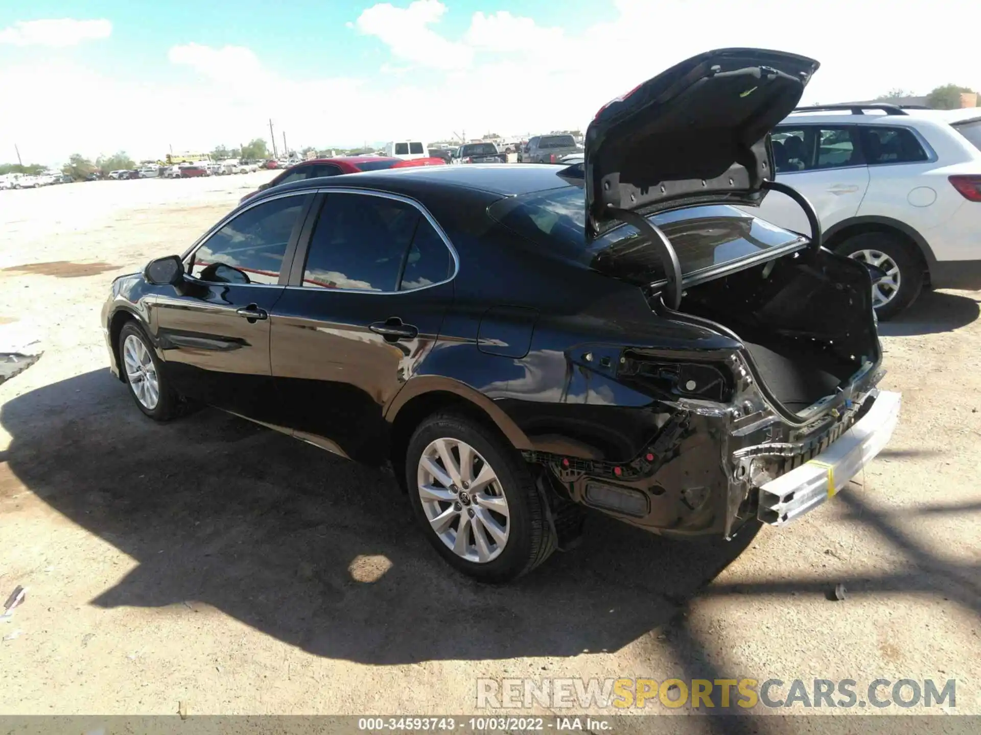 3 Photograph of a damaged car 4T1C11BK5LU016962 TOYOTA CAMRY 2020