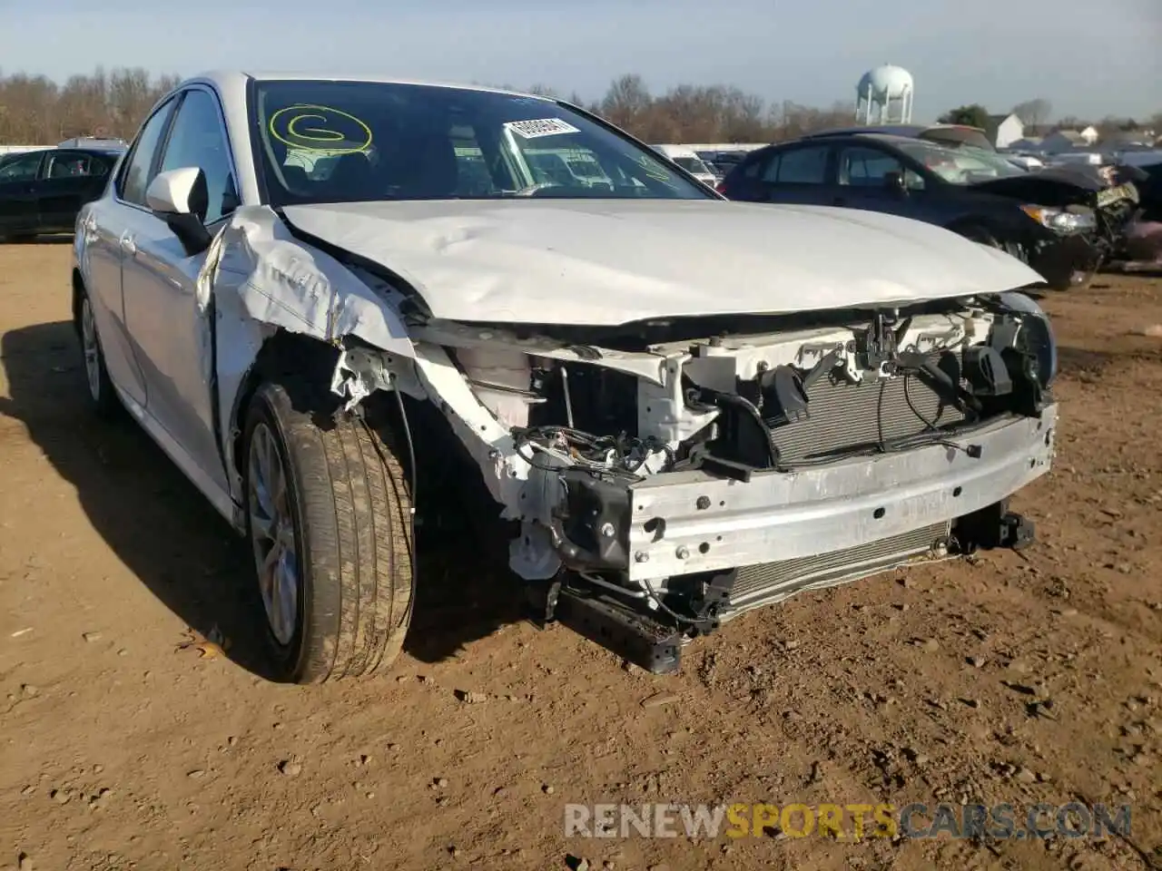 1 Photograph of a damaged car 4T1C11BK6LU002908 TOYOTA CAMRY 2020