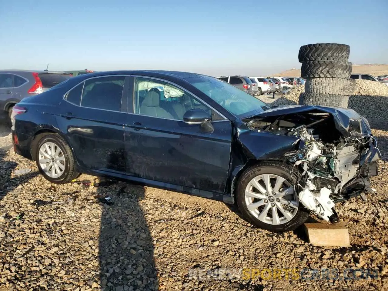 4 Photograph of a damaged car 4T1C11BK6LU007980 TOYOTA CAMRY 2020