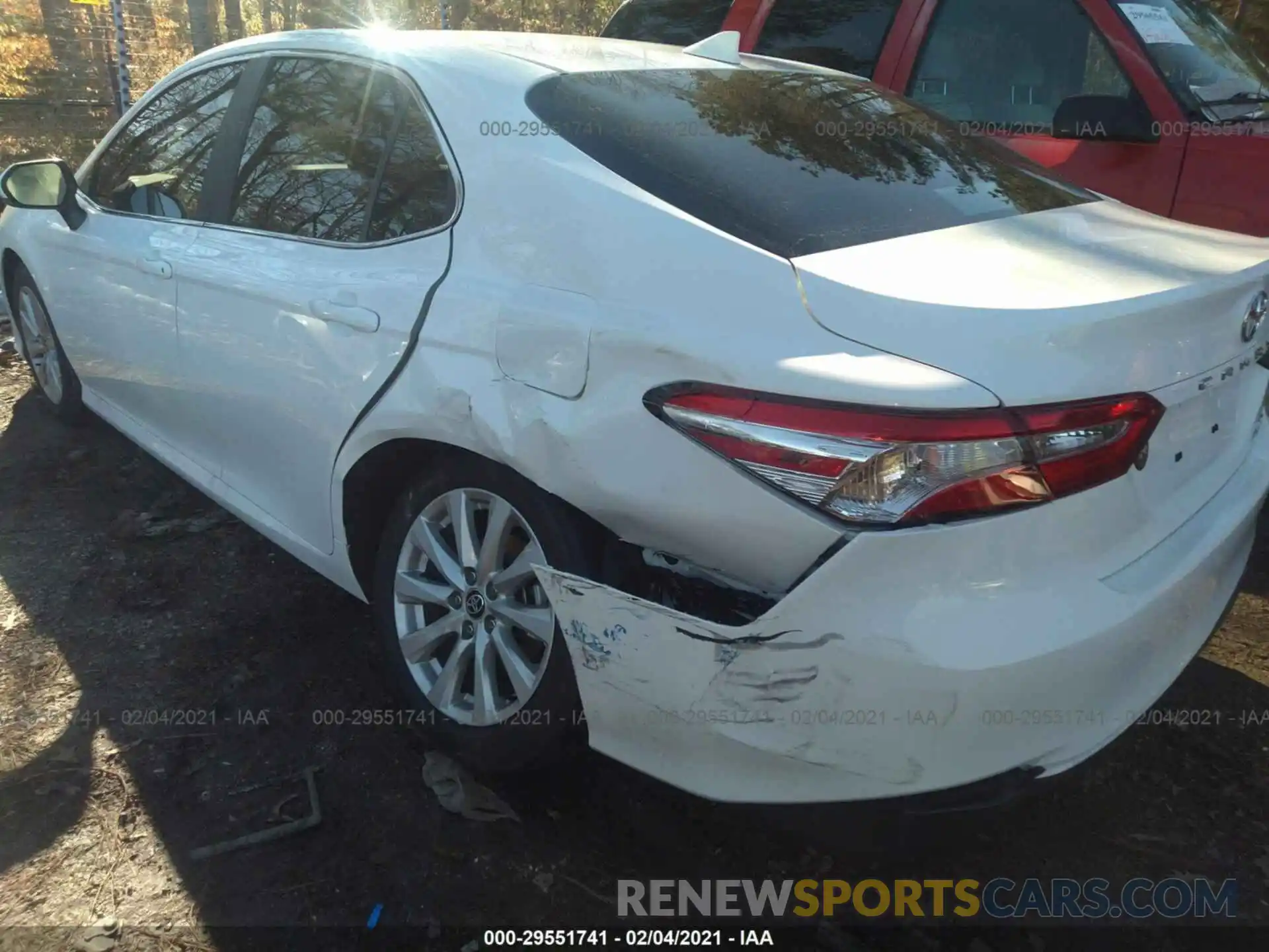 6 Photograph of a damaged car 4T1C11BK6LU016159 TOYOTA CAMRY 2020