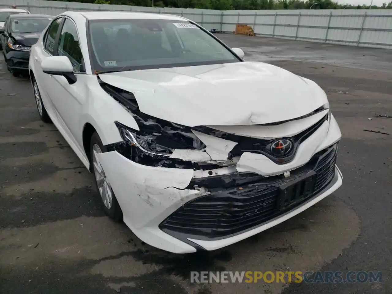 9 Photograph of a damaged car 4T1C11BK7LU009351 TOYOTA CAMRY 2020