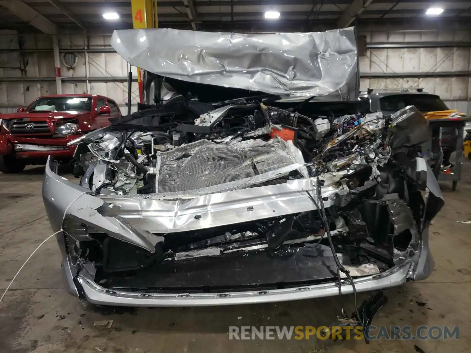 9 Photograph of a damaged car 4T1C11BK7LU013013 TOYOTA CAMRY 2020