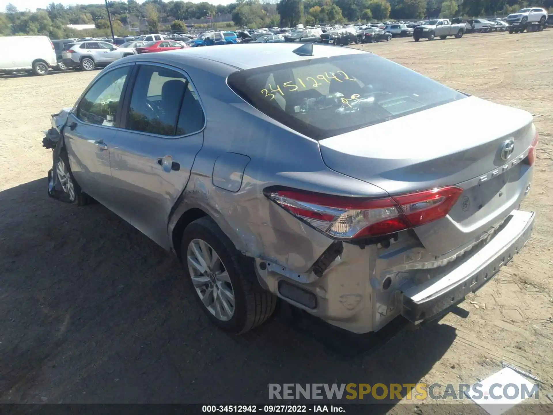 3 Photograph of a damaged car 4T1C11BK7LU018521 TOYOTA CAMRY 2020