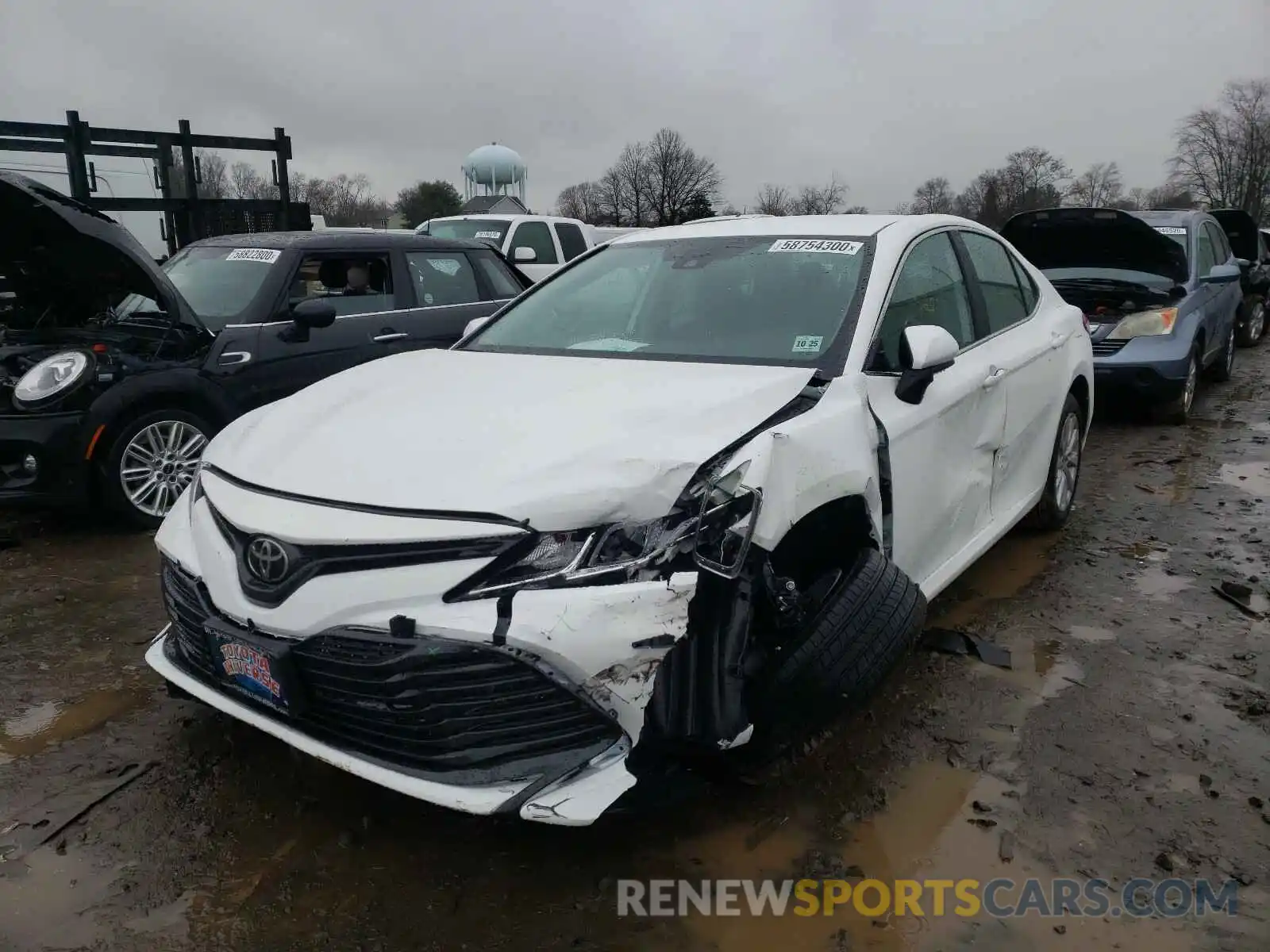 2 Photograph of a damaged car 4T1C11BK7LU019510 TOYOTA CAMRY 2020