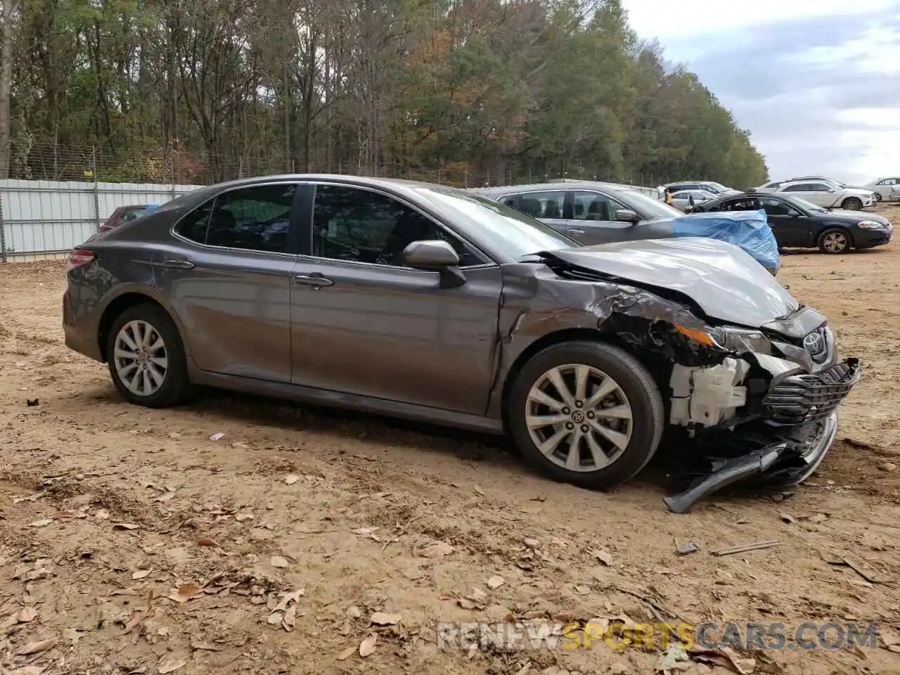 4 Photograph of a damaged car 4T1C11BK8LU008497 TOYOTA CAMRY 2020