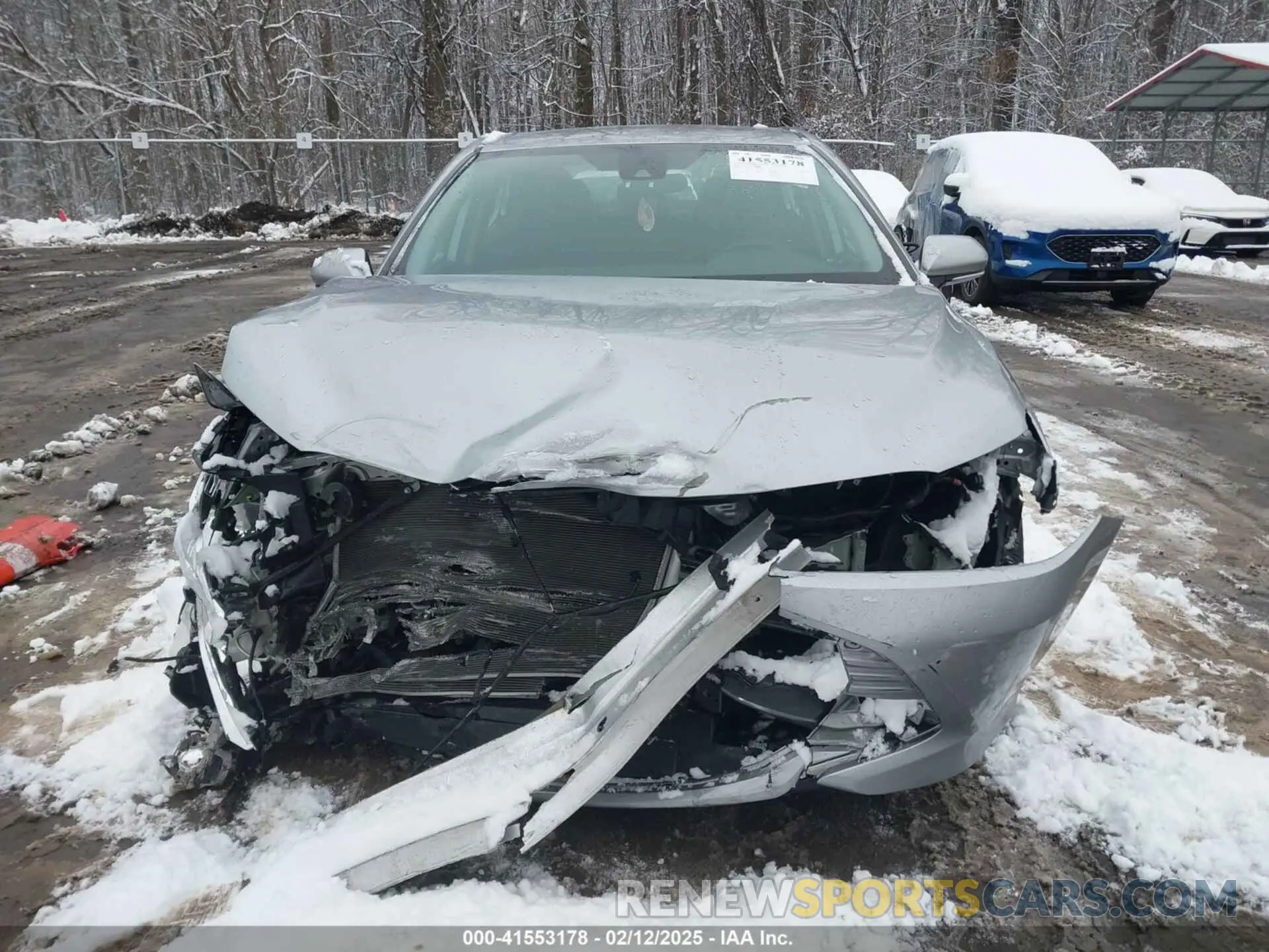 13 Photograph of a damaged car 4T1C11BK9LU005026 TOYOTA CAMRY 2020