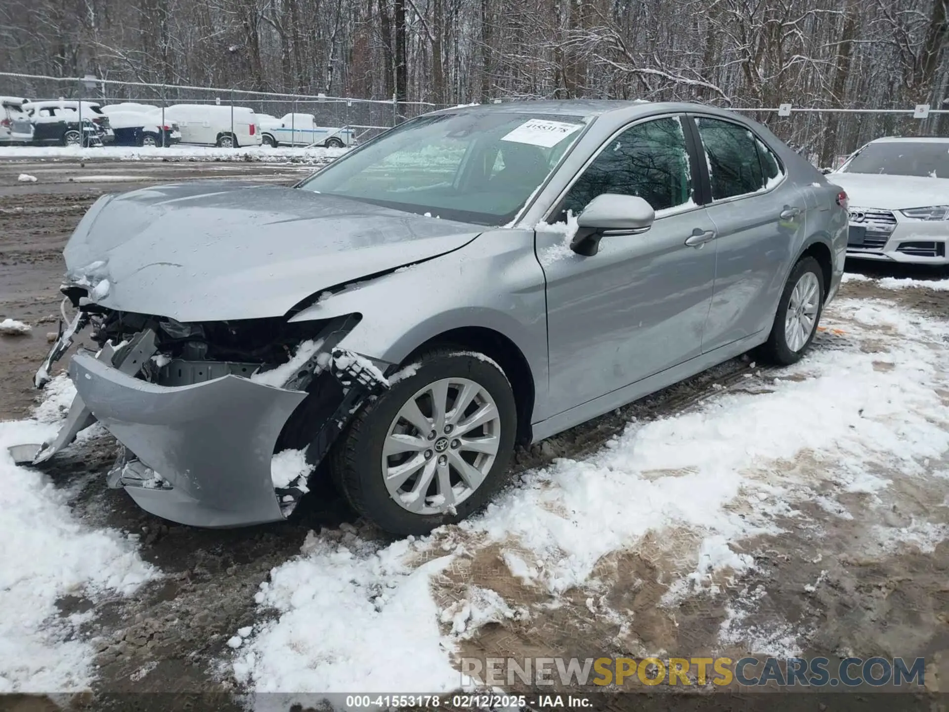 2 Photograph of a damaged car 4T1C11BK9LU005026 TOYOTA CAMRY 2020