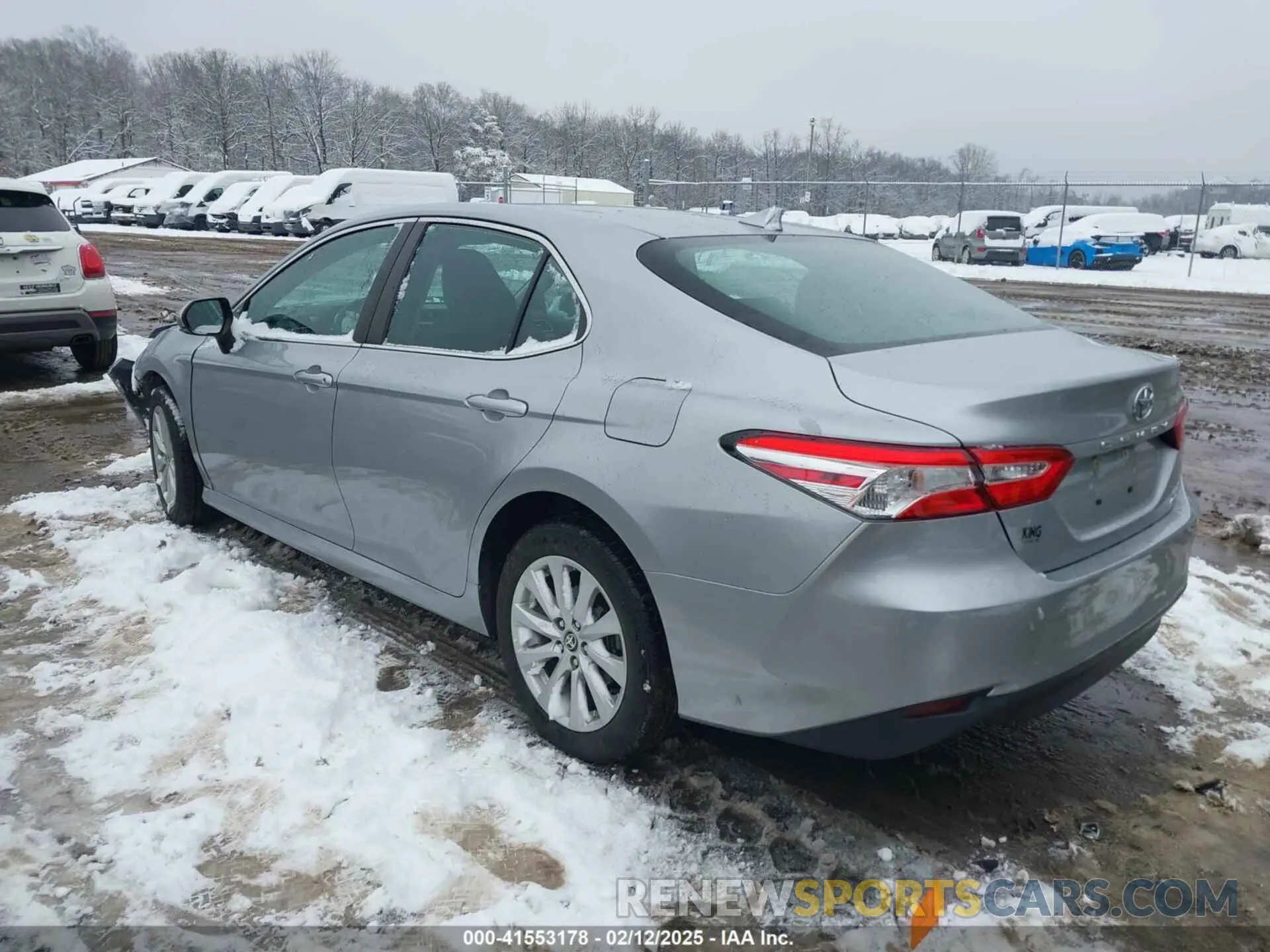 3 Photograph of a damaged car 4T1C11BK9LU005026 TOYOTA CAMRY 2020