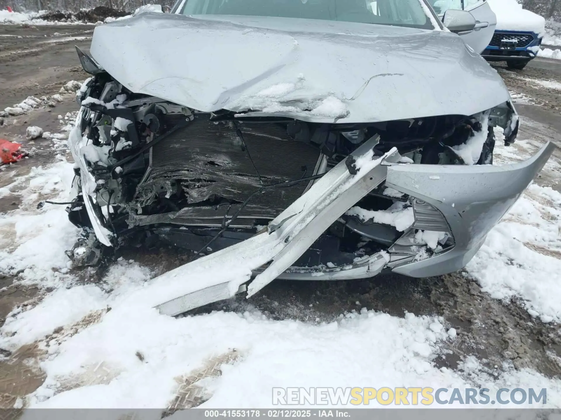 6 Photograph of a damaged car 4T1C11BK9LU005026 TOYOTA CAMRY 2020
