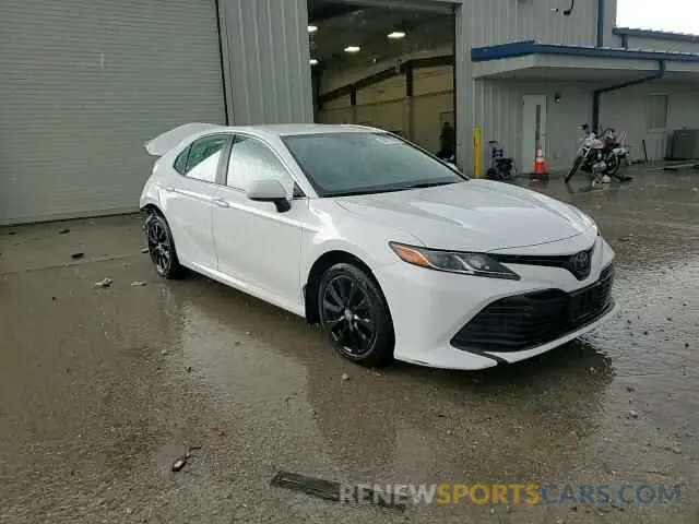 13 Photograph of a damaged car 4T1C11BK9LU011053 TOYOTA CAMRY 2020