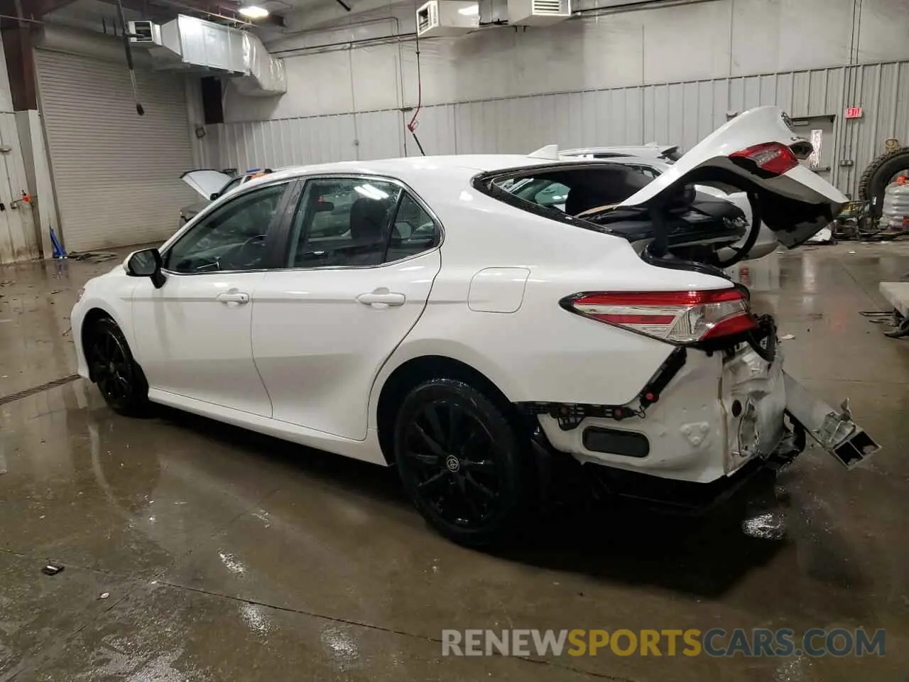 2 Photograph of a damaged car 4T1C11BK9LU011053 TOYOTA CAMRY 2020