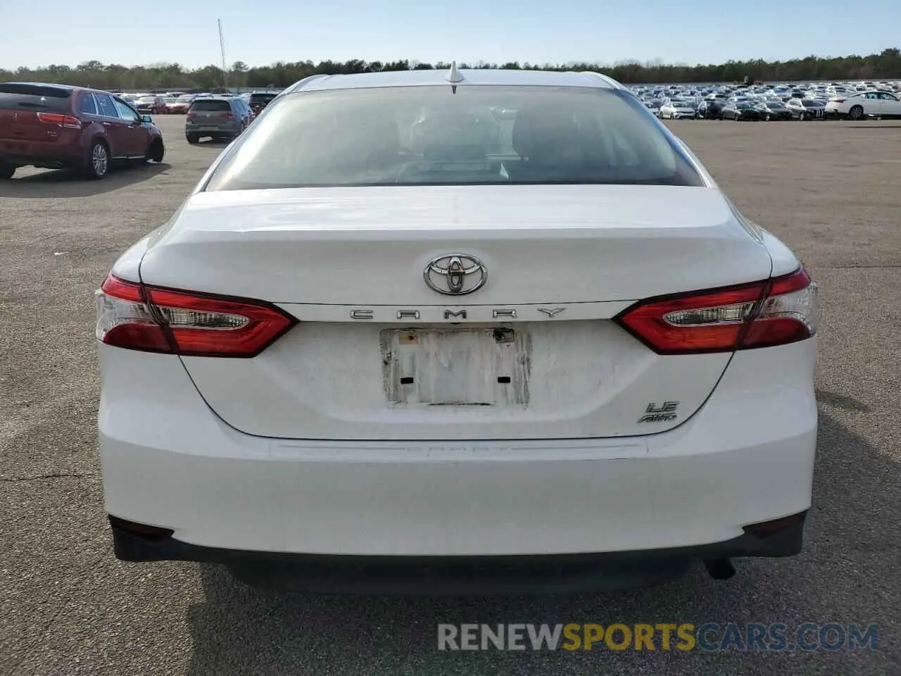 6 Photograph of a damaged car 4T1C11BK9LU016270 TOYOTA CAMRY 2020