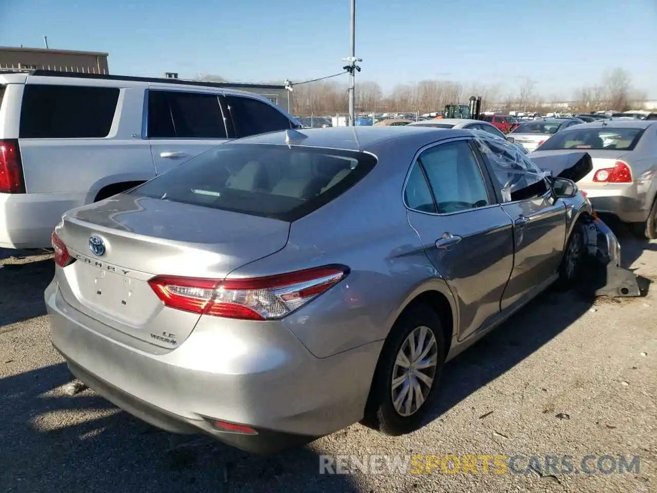 4 Photograph of a damaged car 4T1C31AK0LU518306 TOYOTA CAMRY 2020