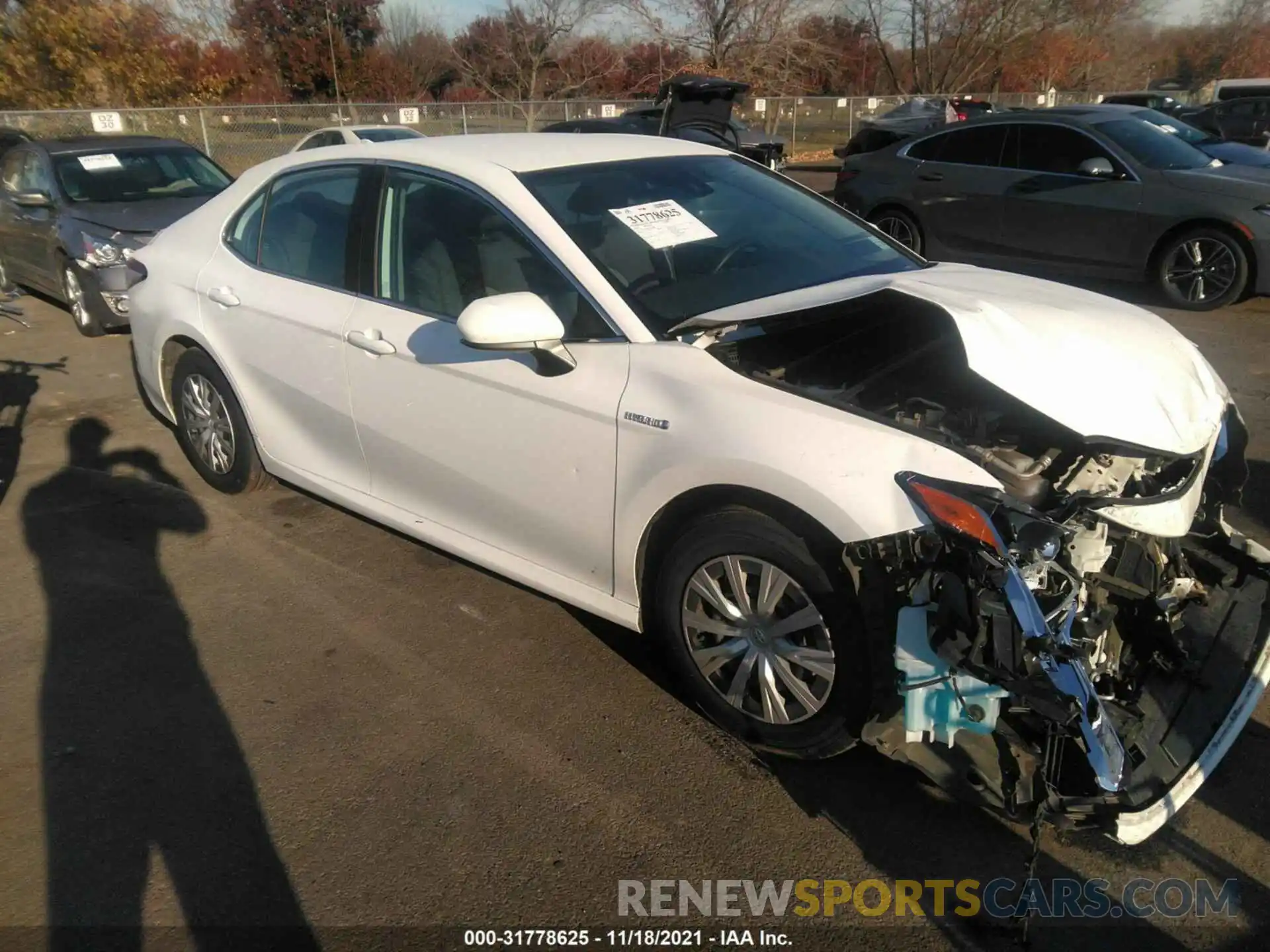 1 Photograph of a damaged car 4T1C31AK0LU523005 TOYOTA CAMRY 2020